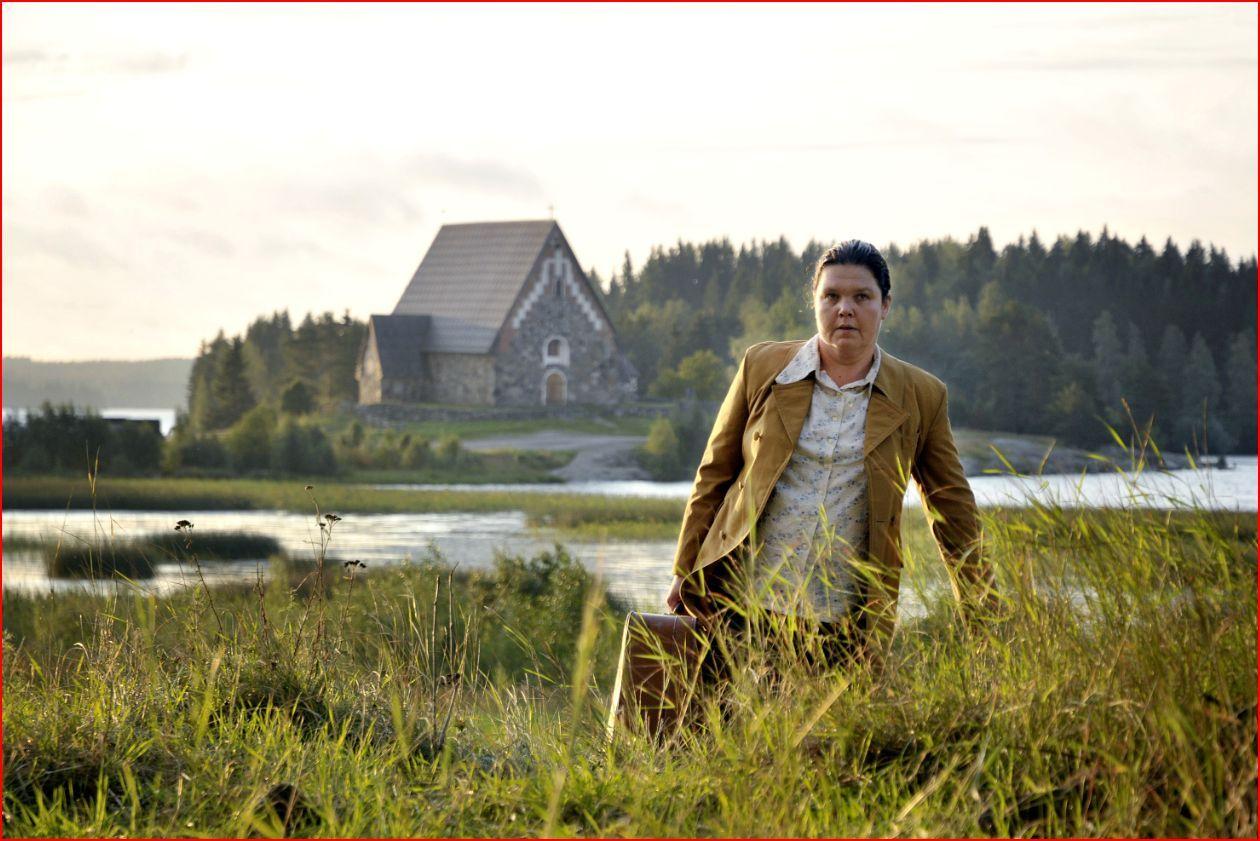 actor Kaarina Hazard large photo