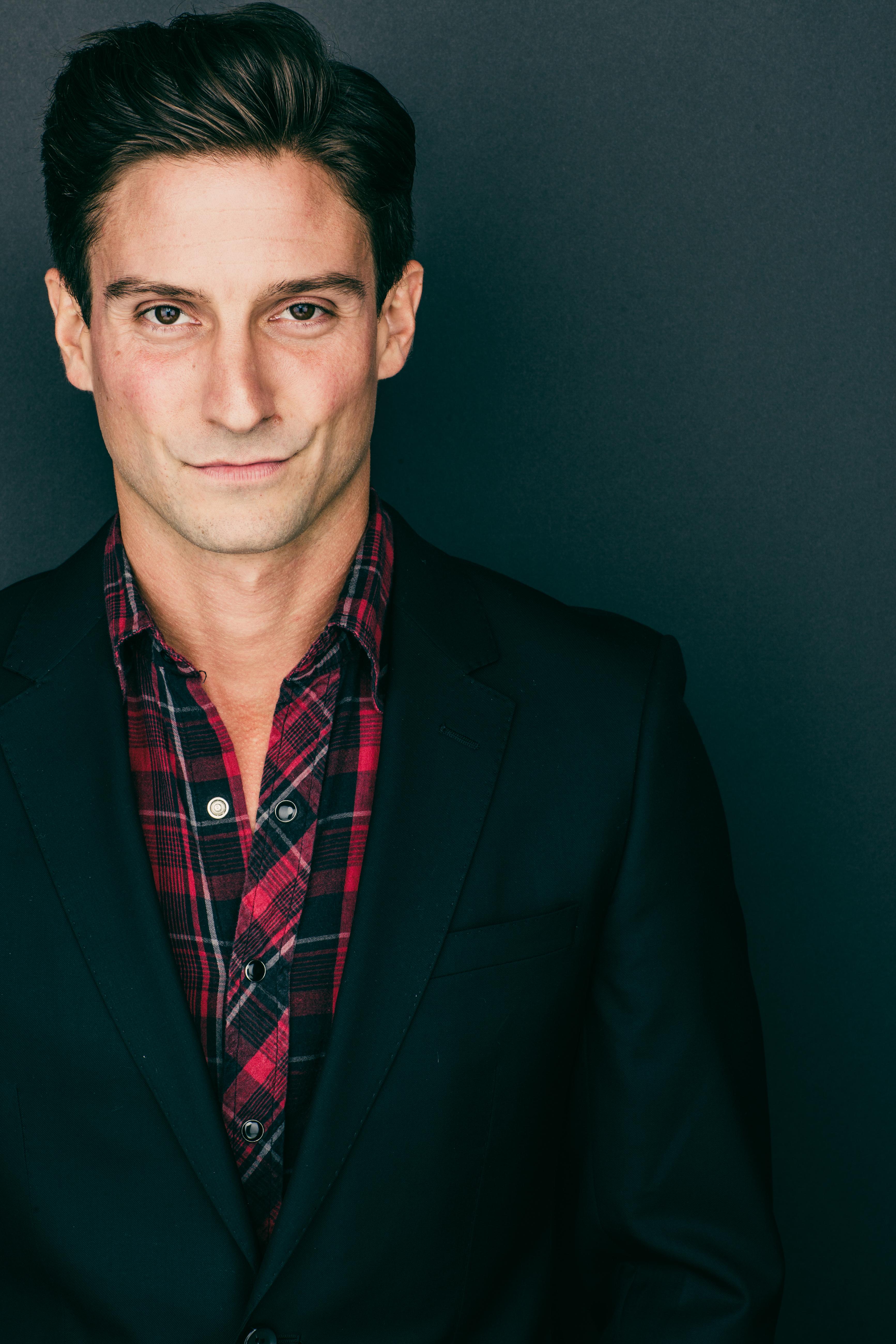 actor Jonathan LaVallee large photo