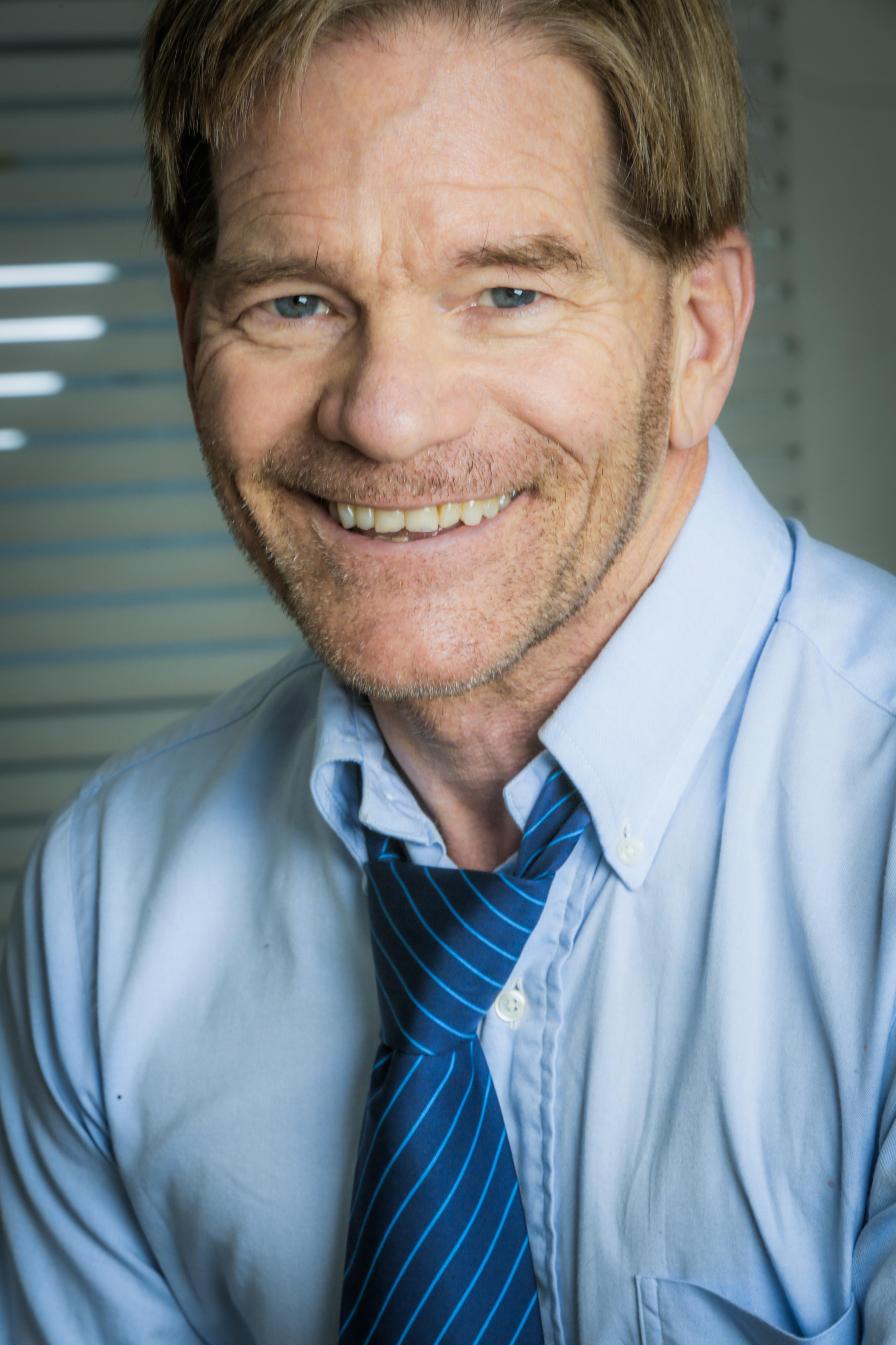 actor Bill Hoversten large photo