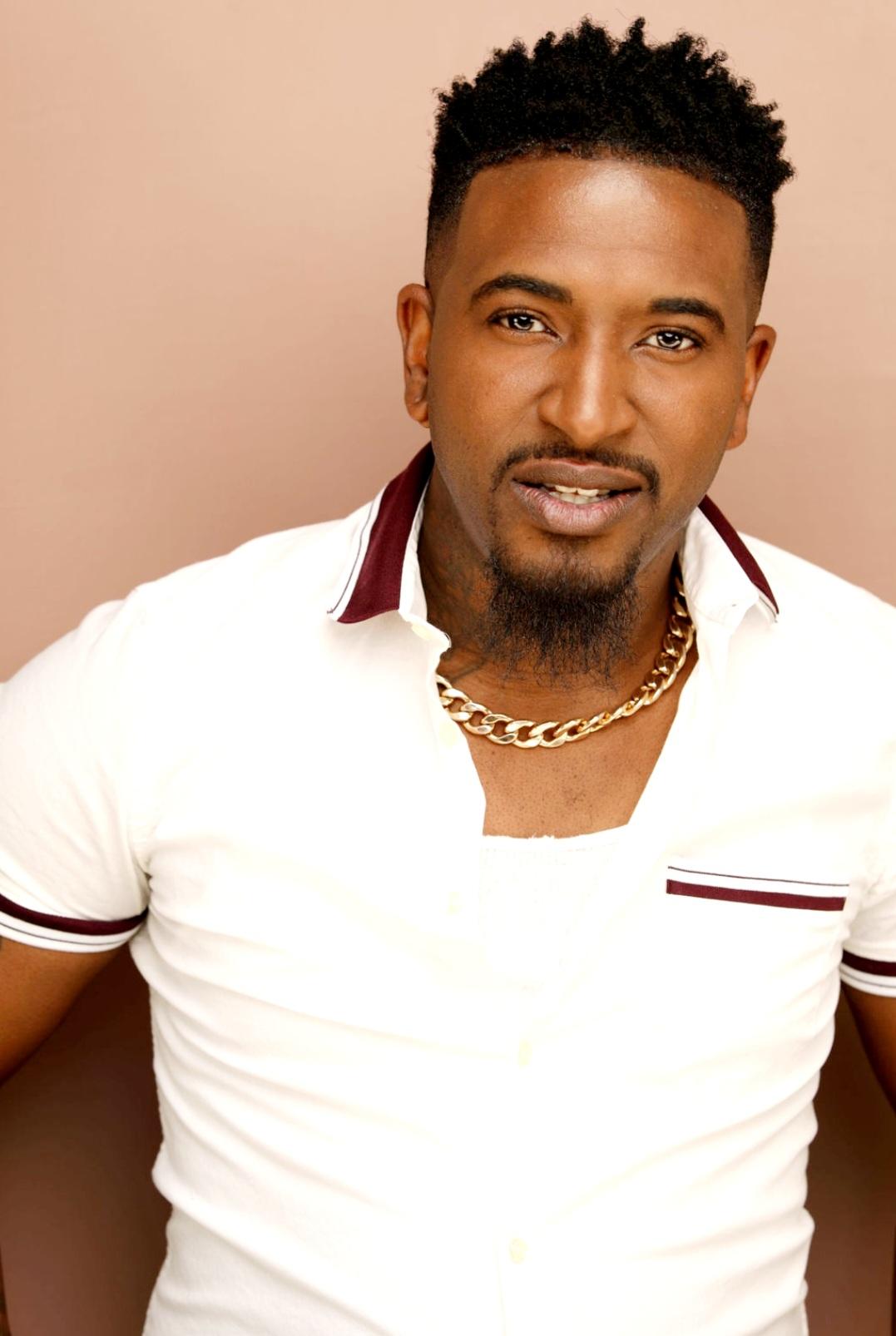 actor Deshawn Long large photo