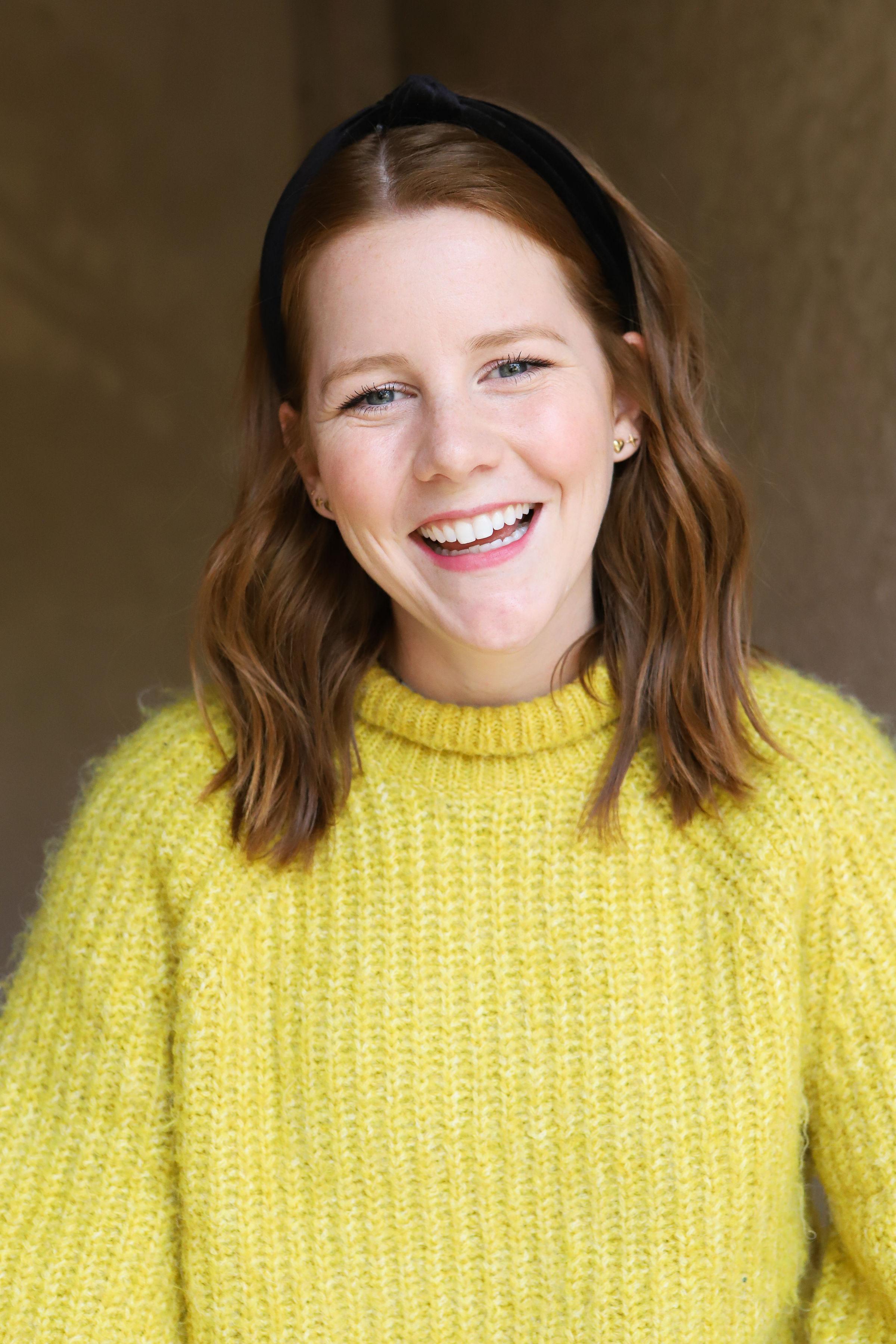 actor Molly McMichael large photo