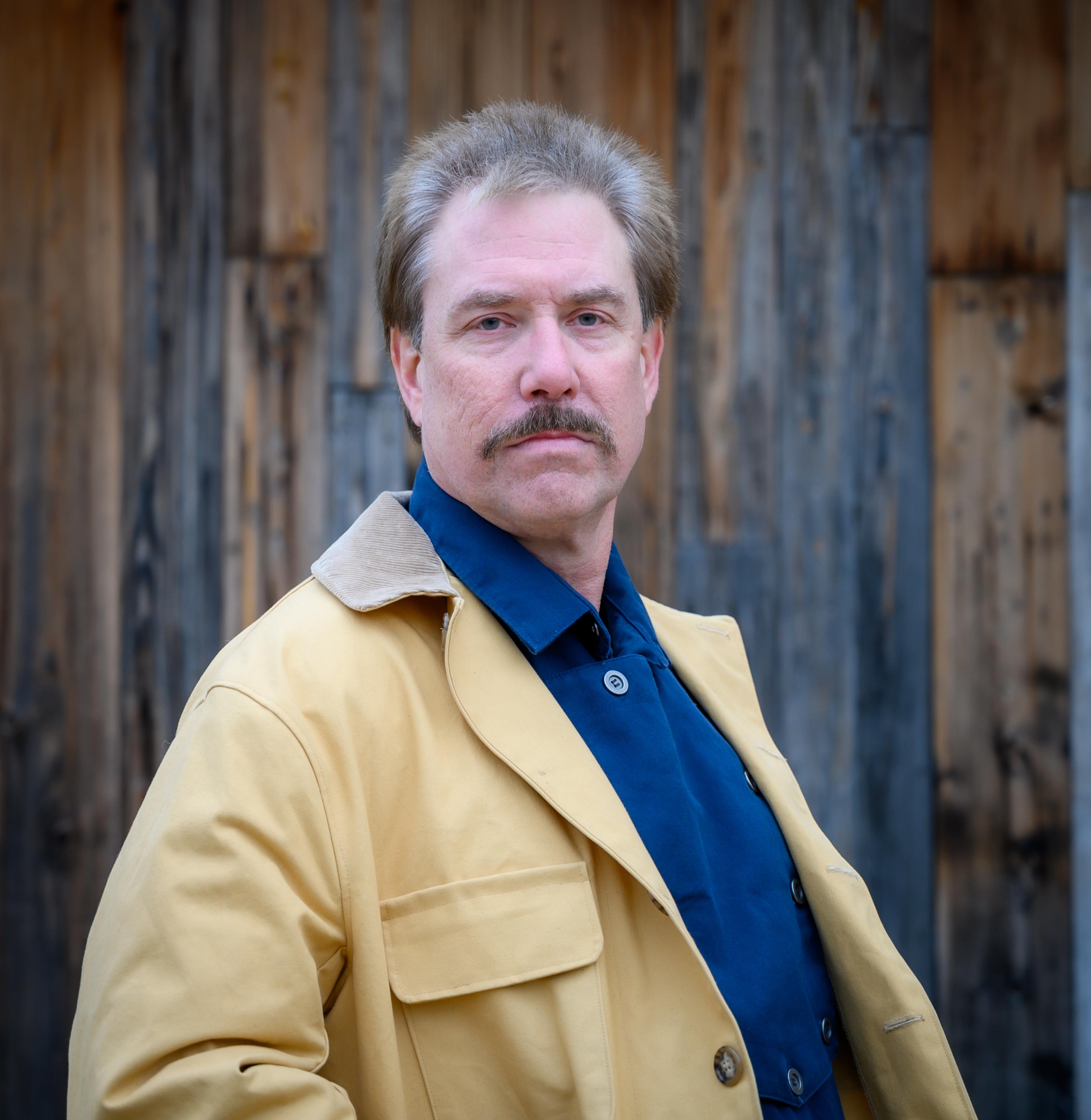 actor Kelly Kidd large photo