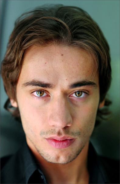 actor Nicola Di Chio large photo