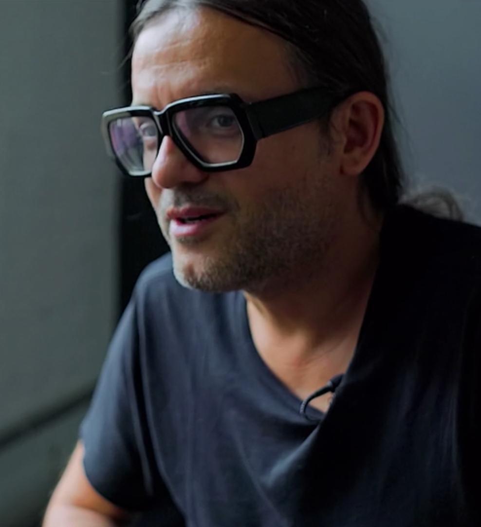 actor Cyrill Gutsch large photo