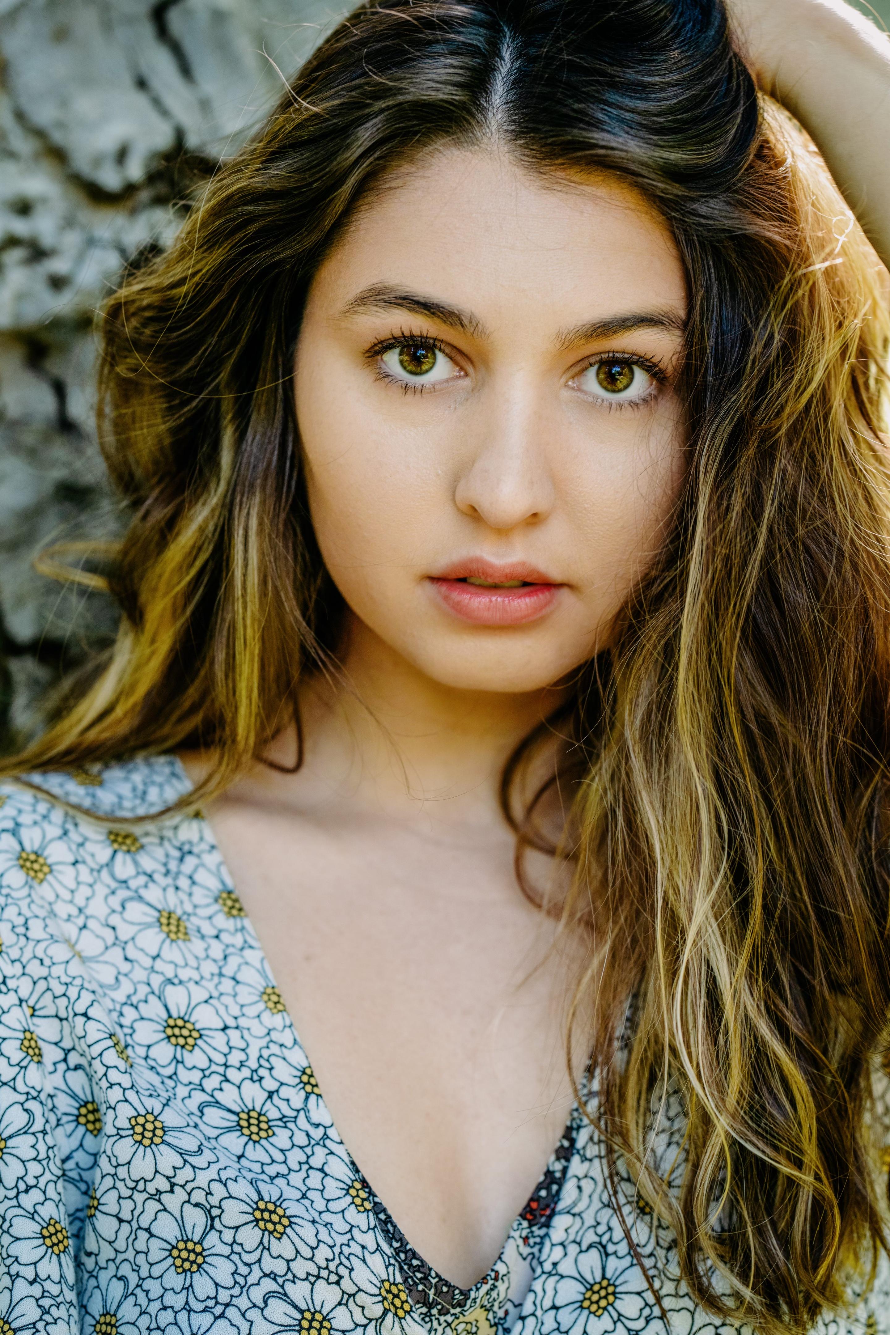 actor Courtney Danforth large photo