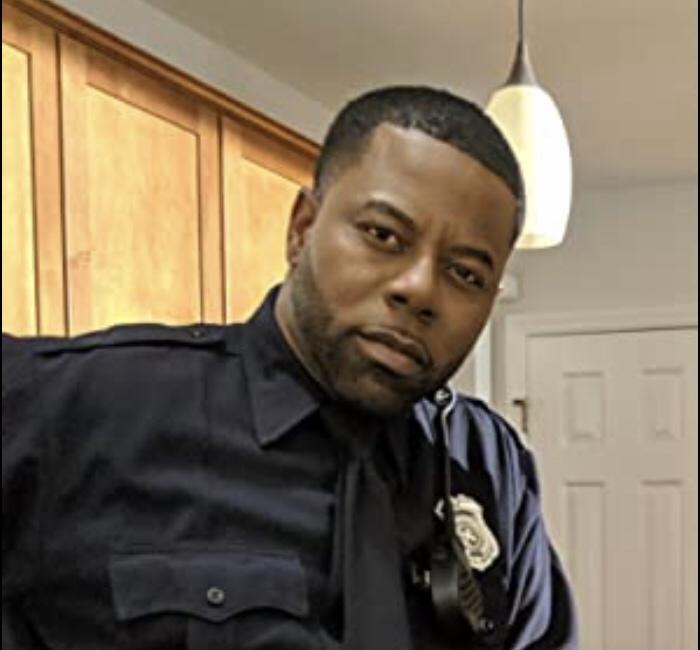 actor Clifton Pearsall large photo