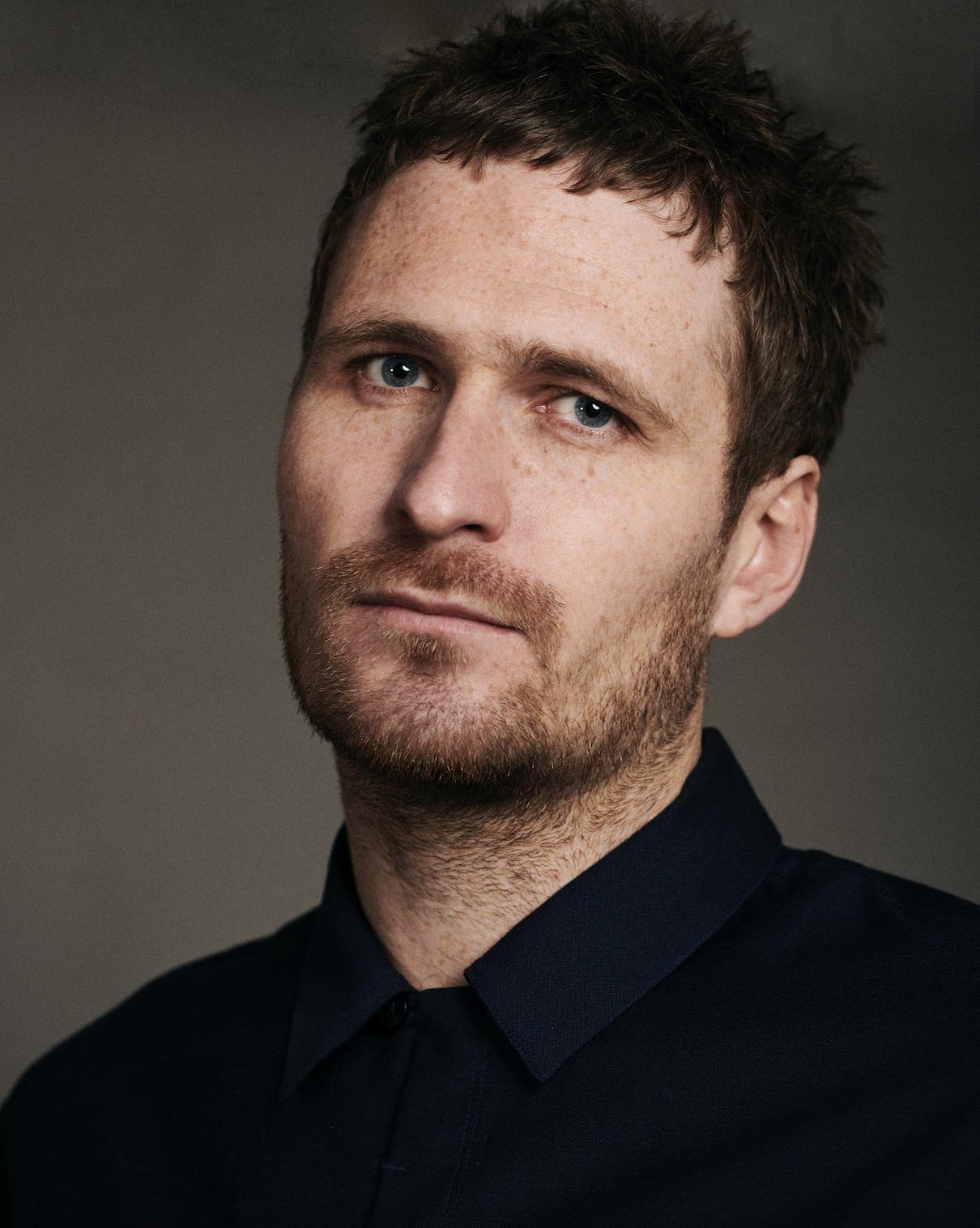 actor Henry Perryment large photo