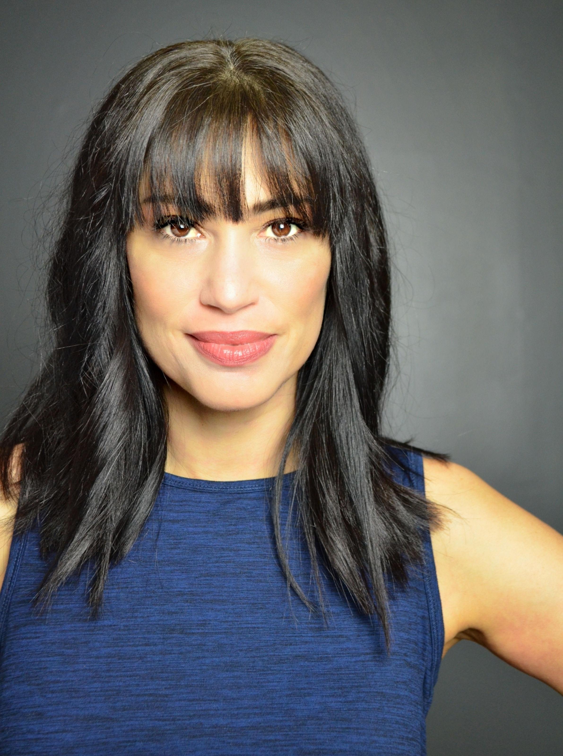 actor Lisa Catara large photo