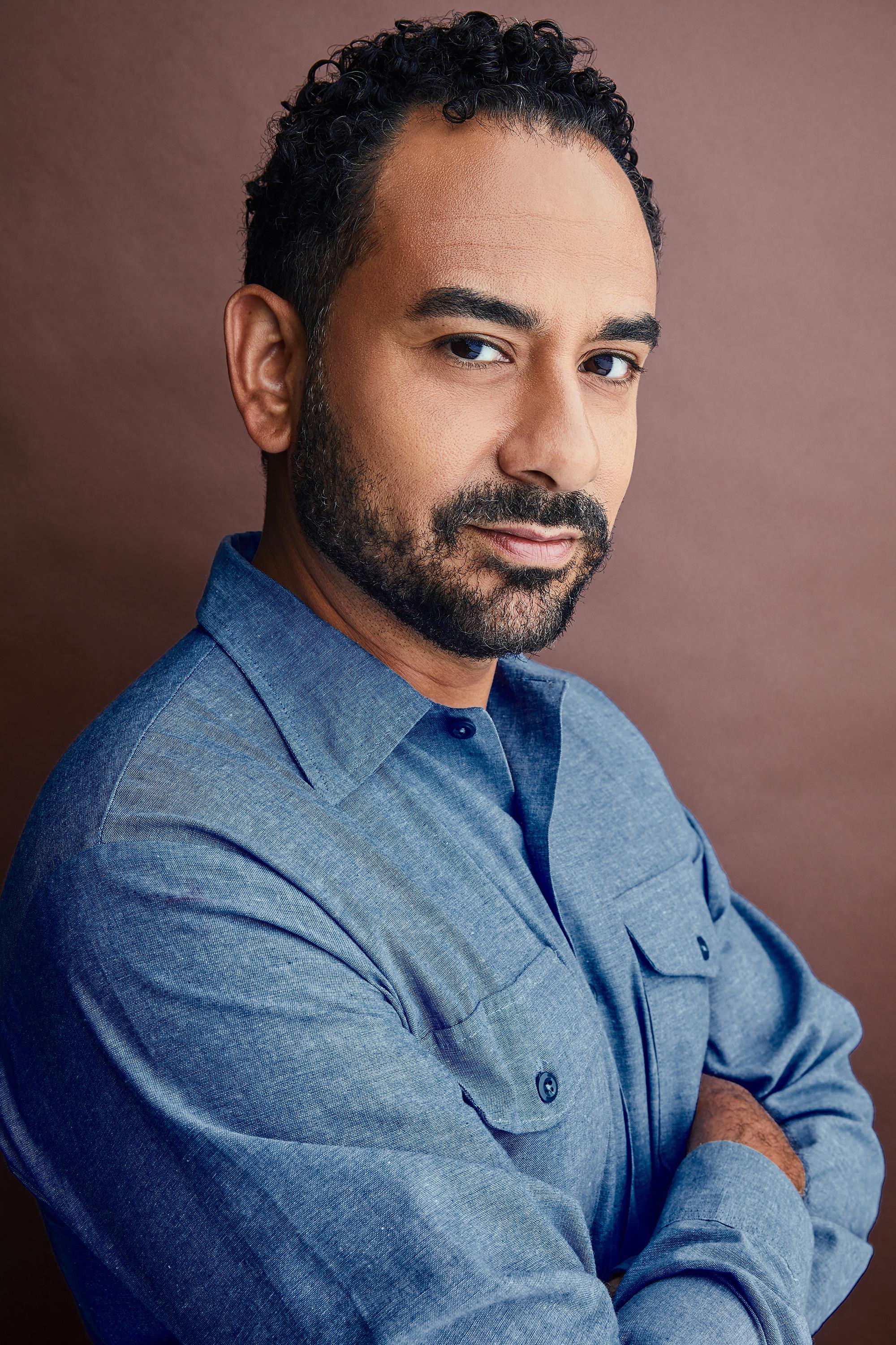 actor Carlos Javier Castillo large photo