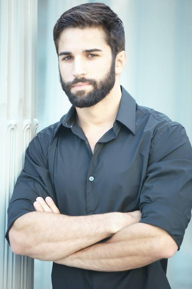 actor John Suazo large photo