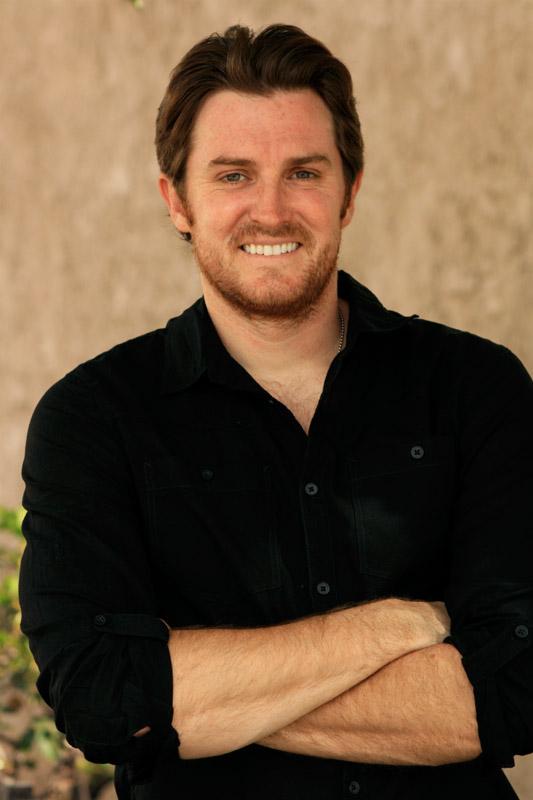 actor Tim Pilleri large photo