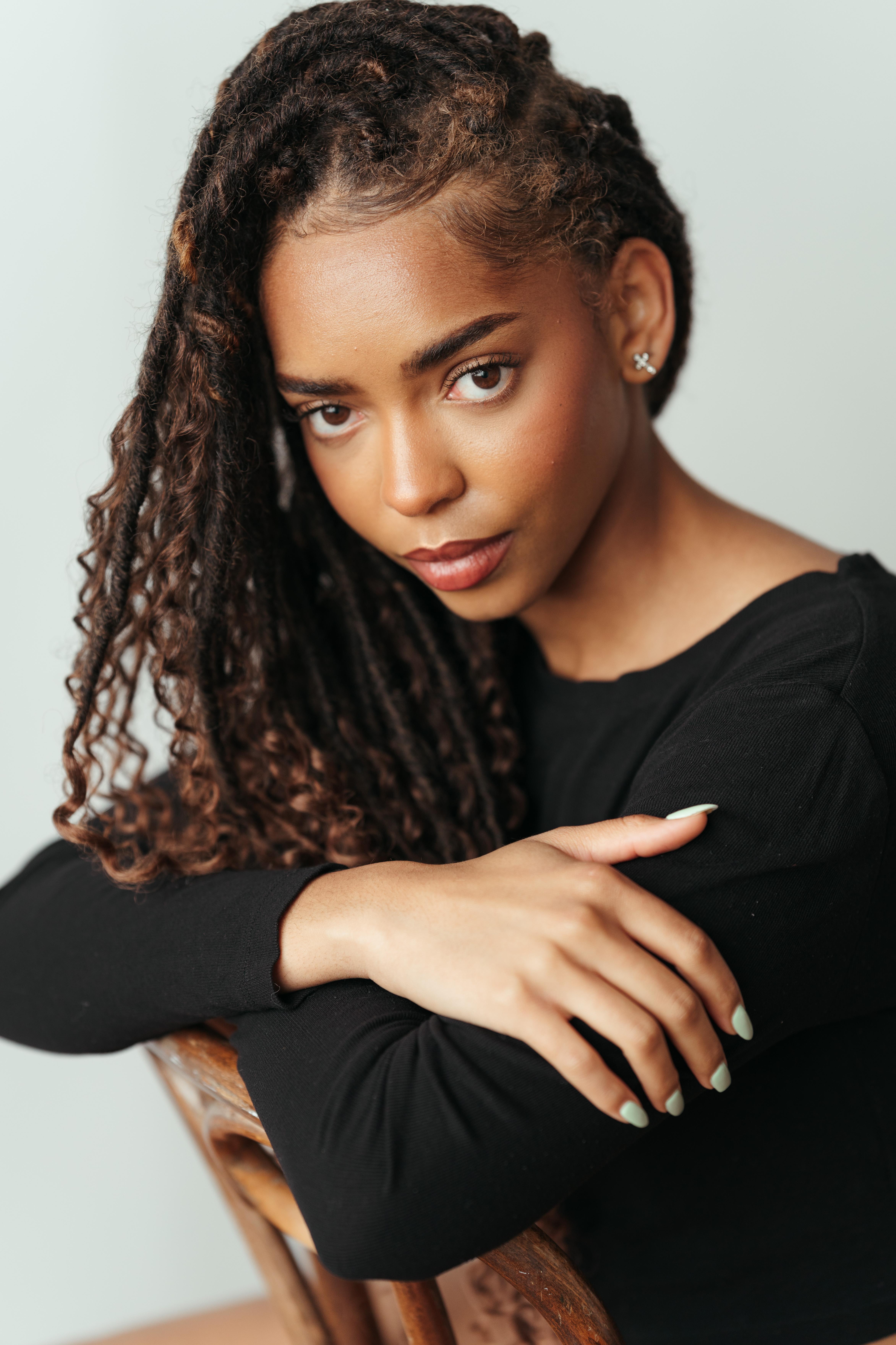 actor Amber Janea large photo