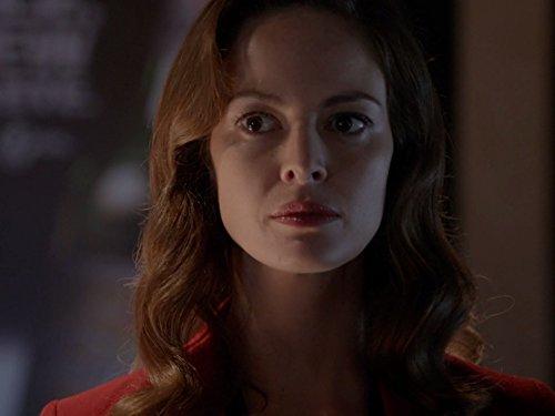 actor Christine Tizzard large photo