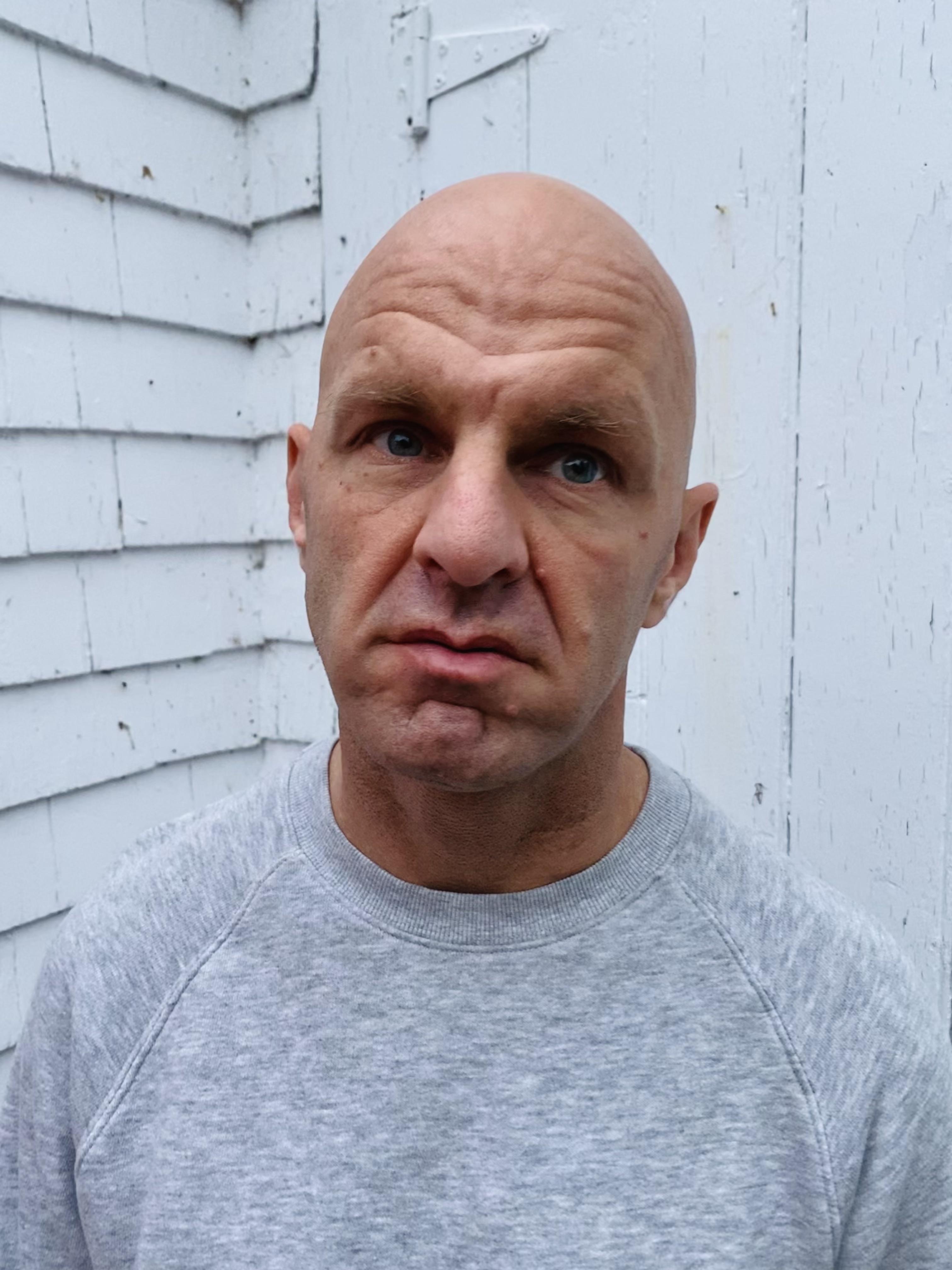 actor Chik White large photo