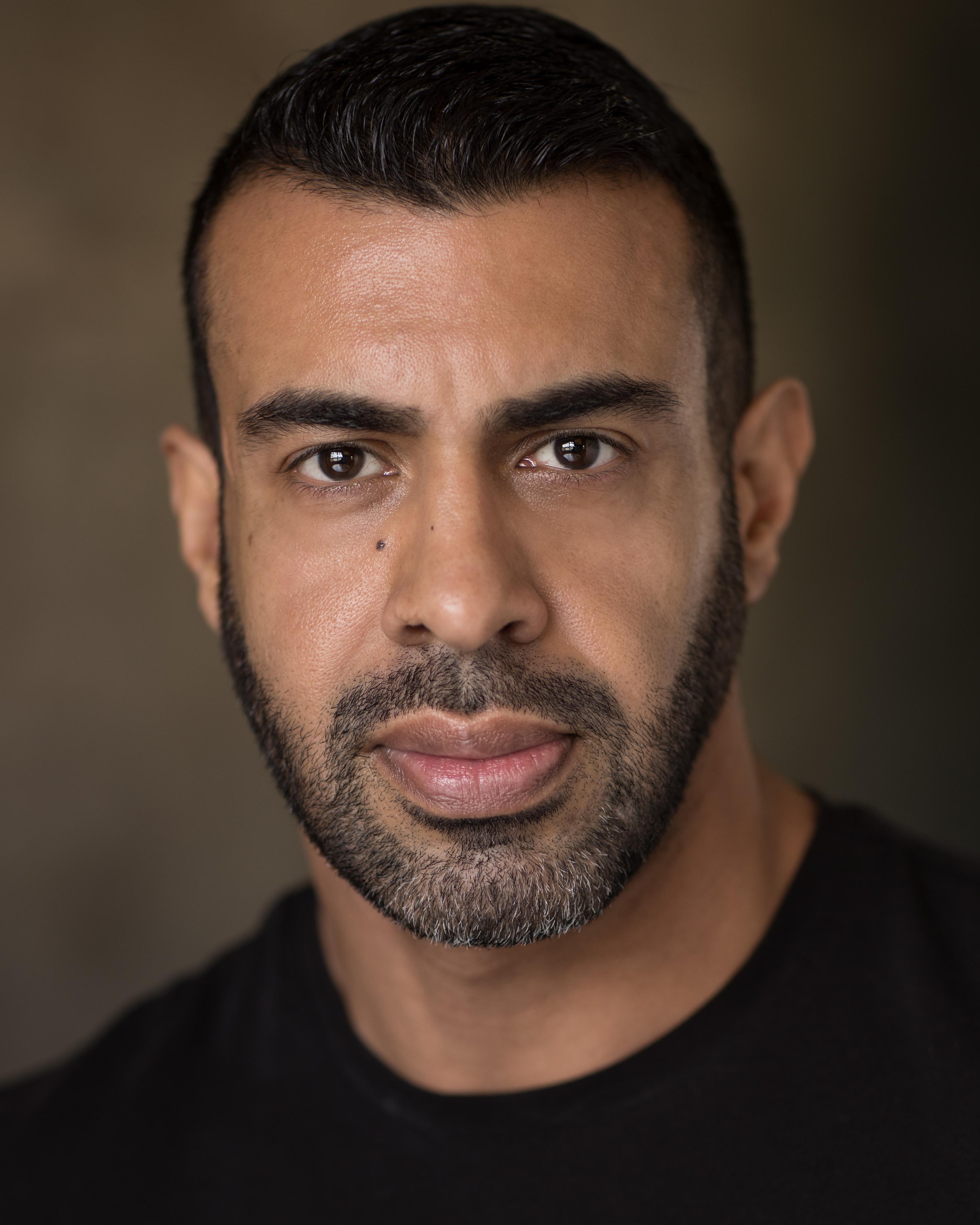 actor Amit Dhut large photo