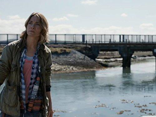 actor Nia Roberts large photo