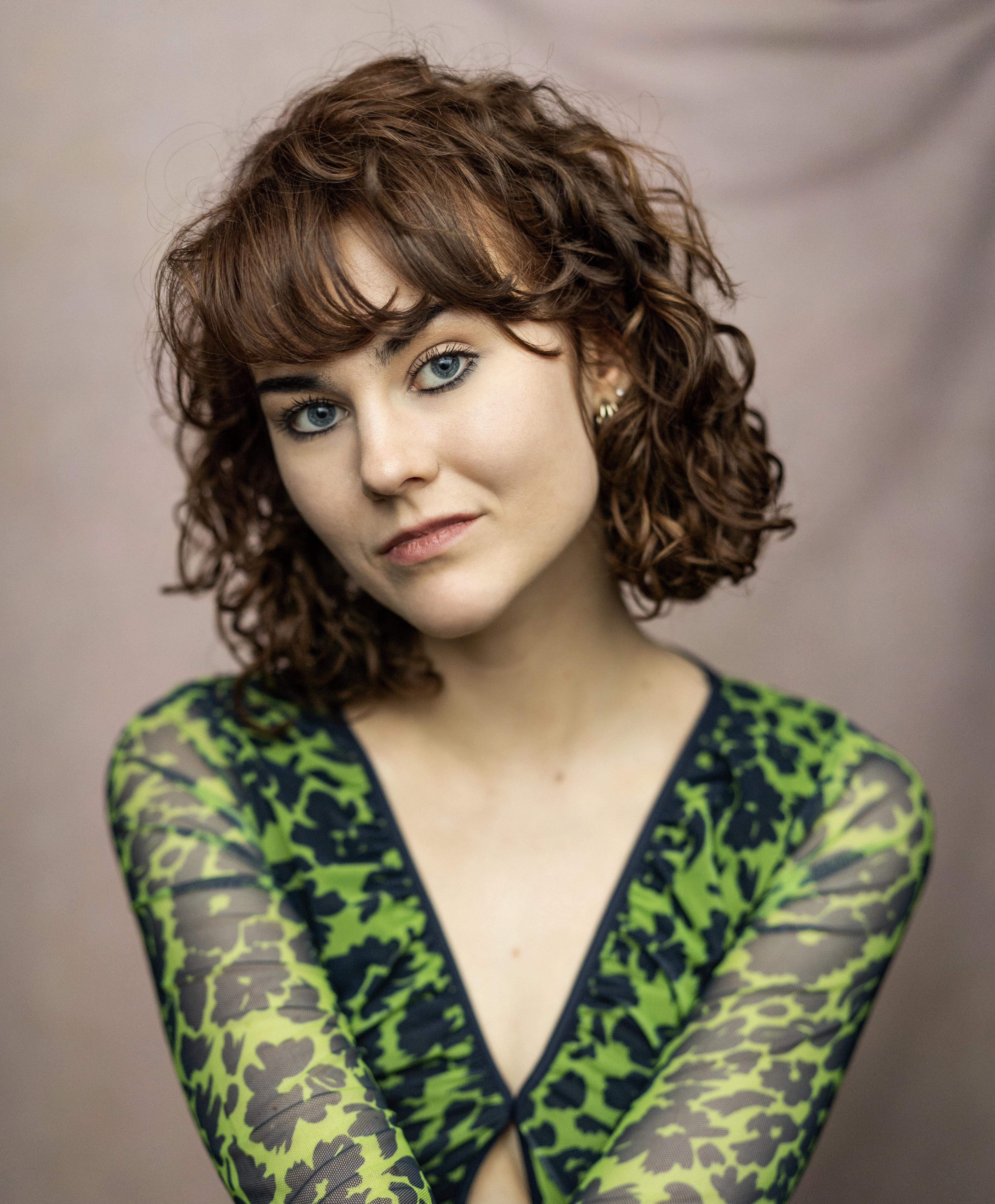 actor Olivia Hespe large photo