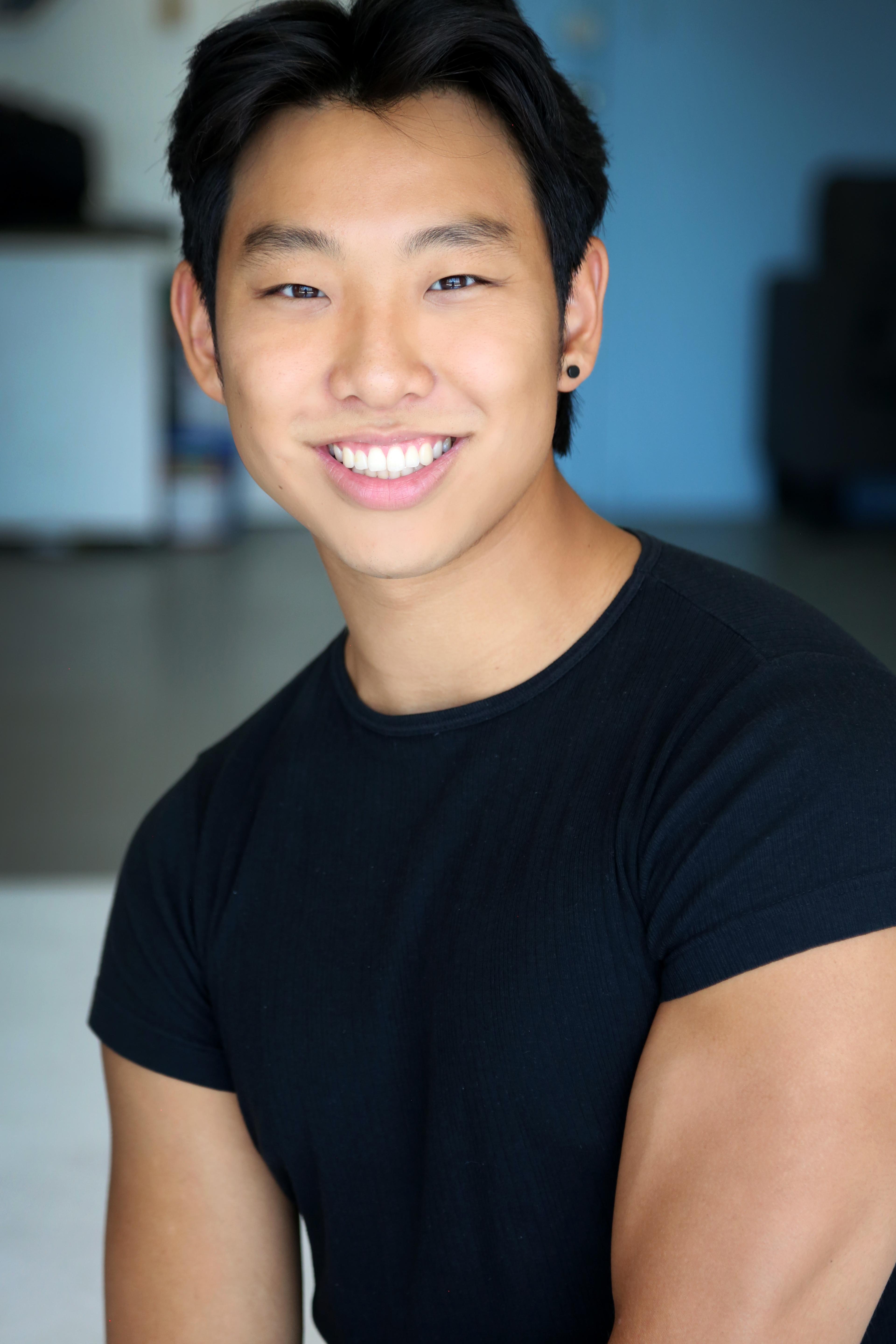 actor Sean Rhee large photo