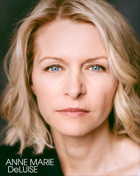 actor Anne Marie DeLuise large photo