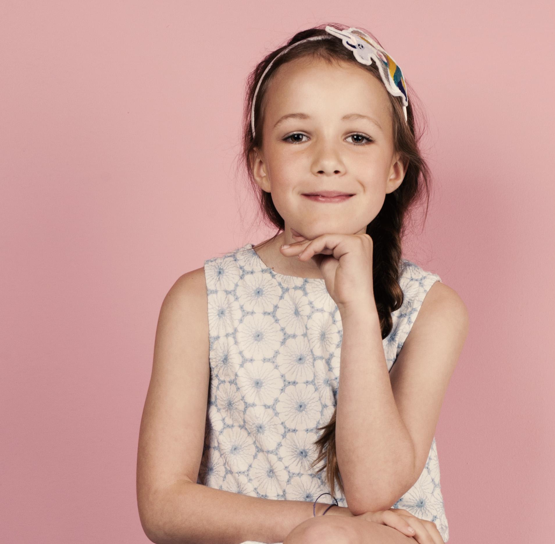 actor Lily Spangenberg large photo