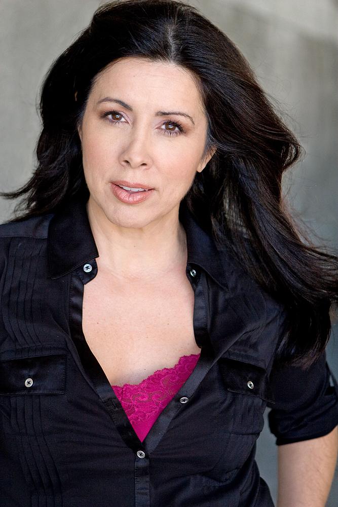 actor Leisa Pulido large photo