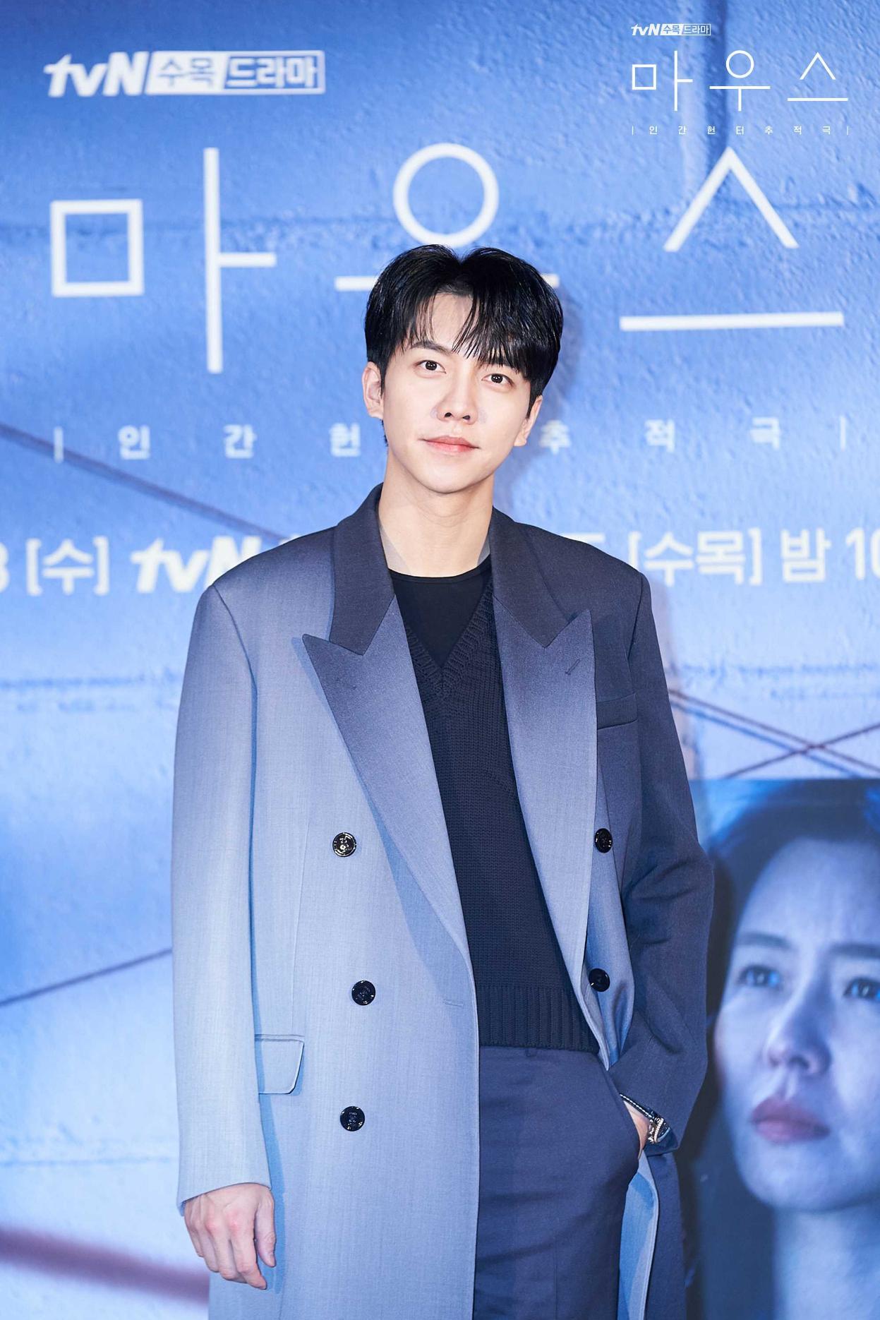 actor Lee Seung-gi large photo