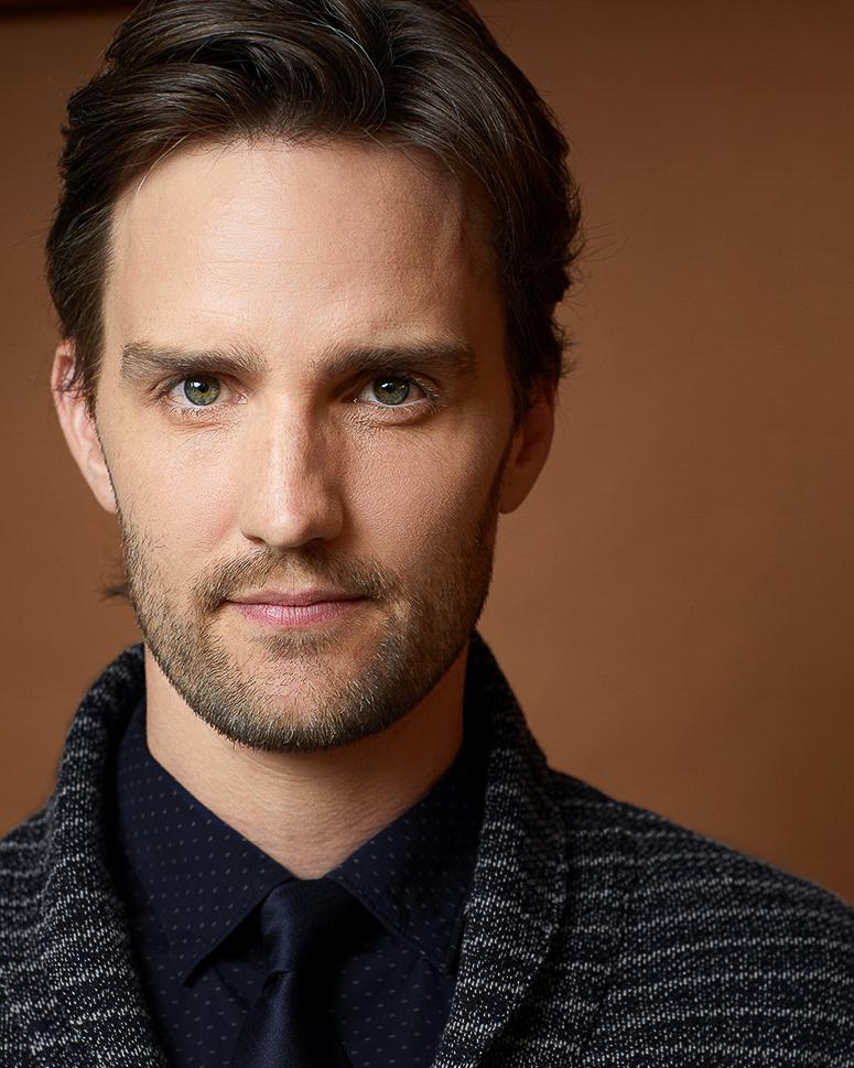 actor Andy Greene large photo