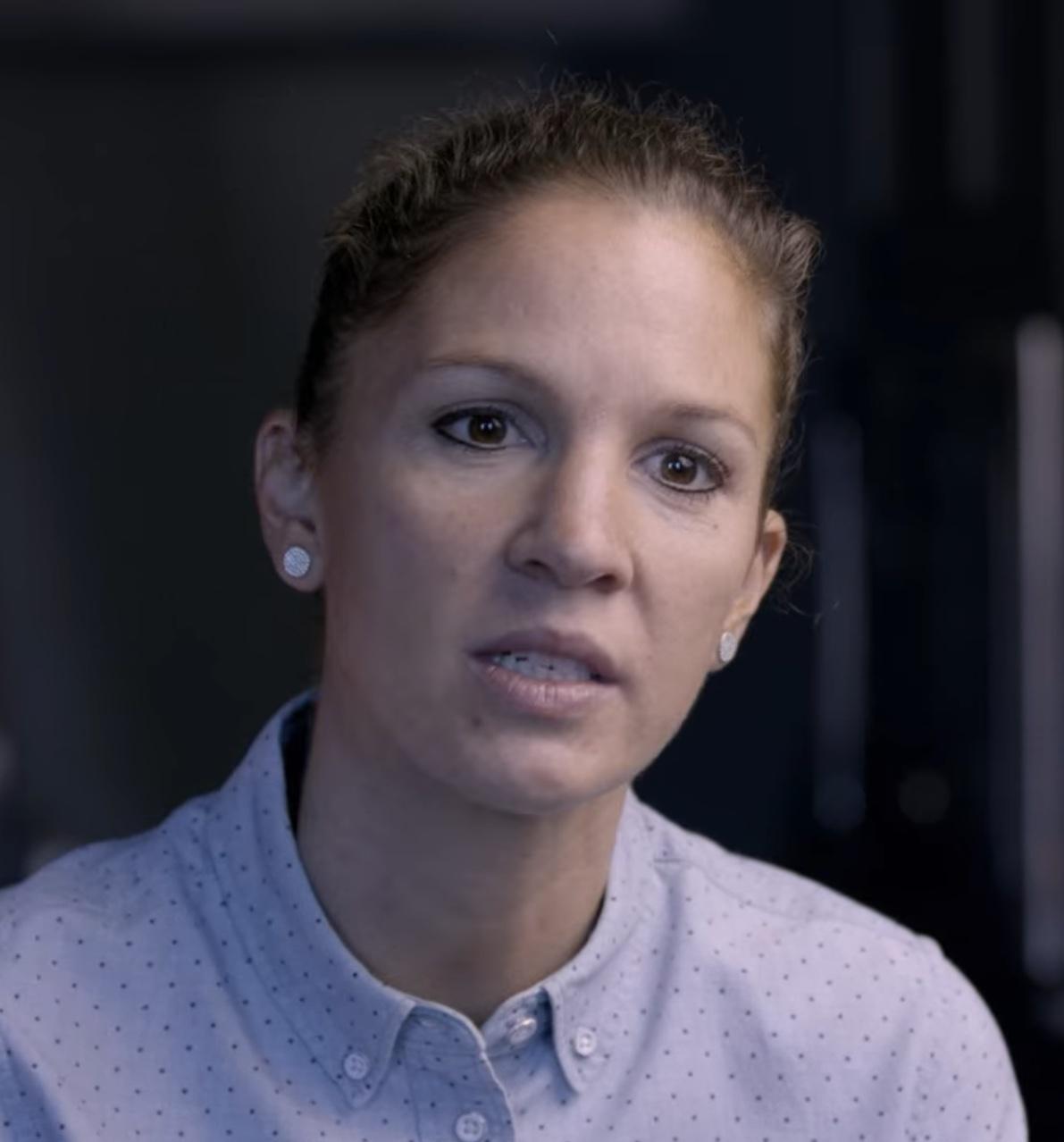 actor Julie Rodgers large photo