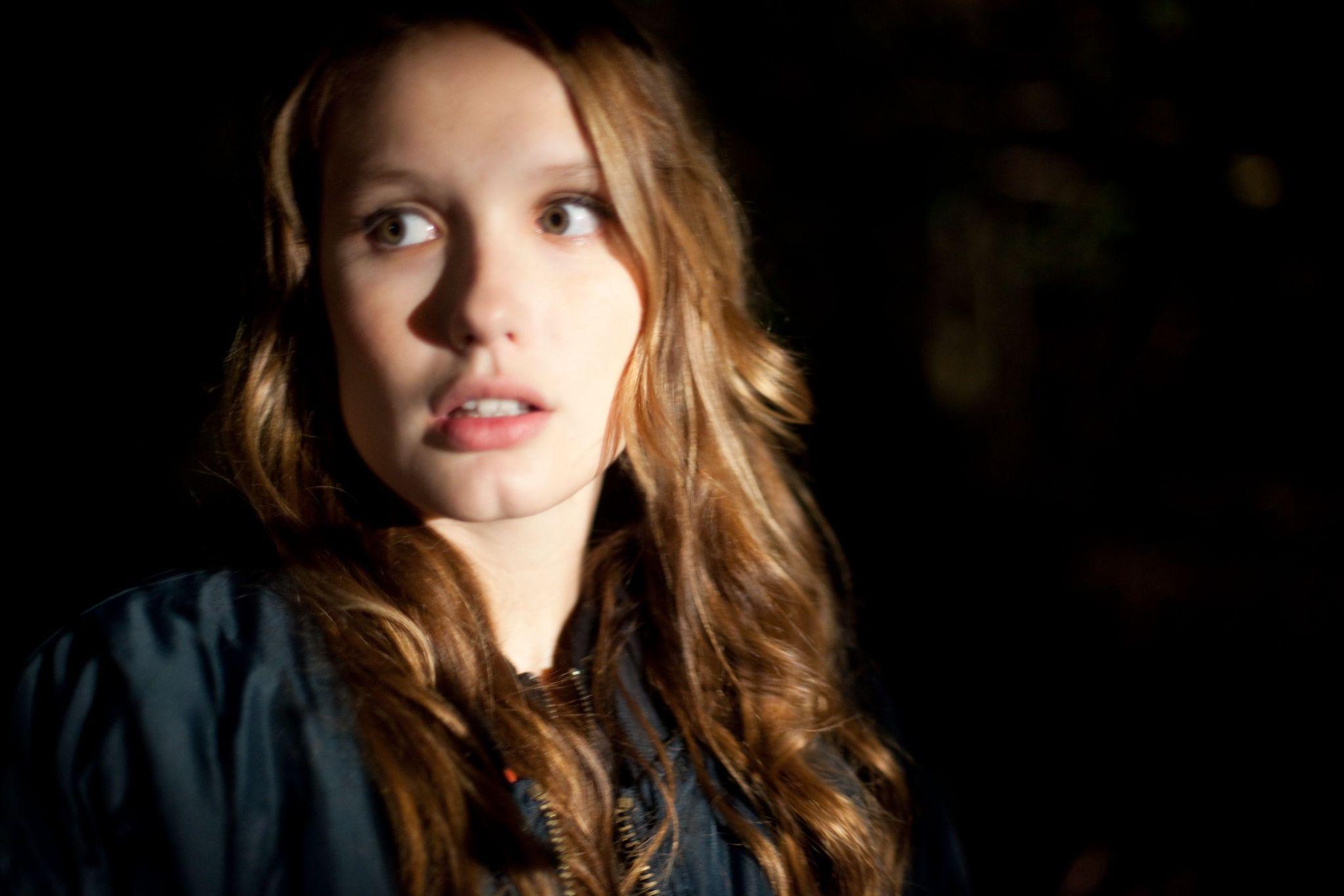 actor Ana Girardot large photo