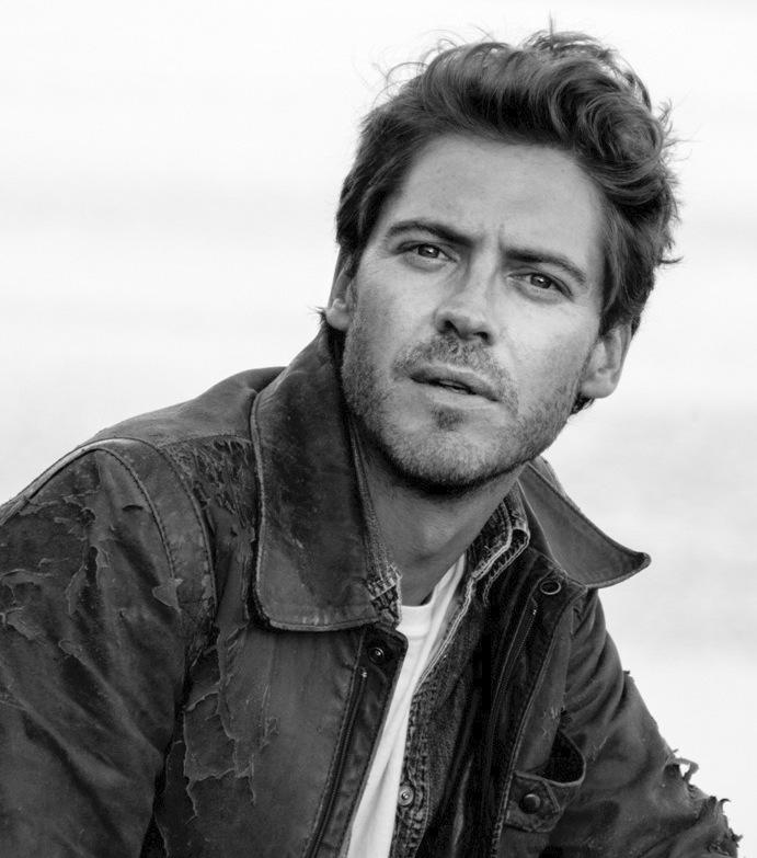 actor Tom Kerrisk large photo