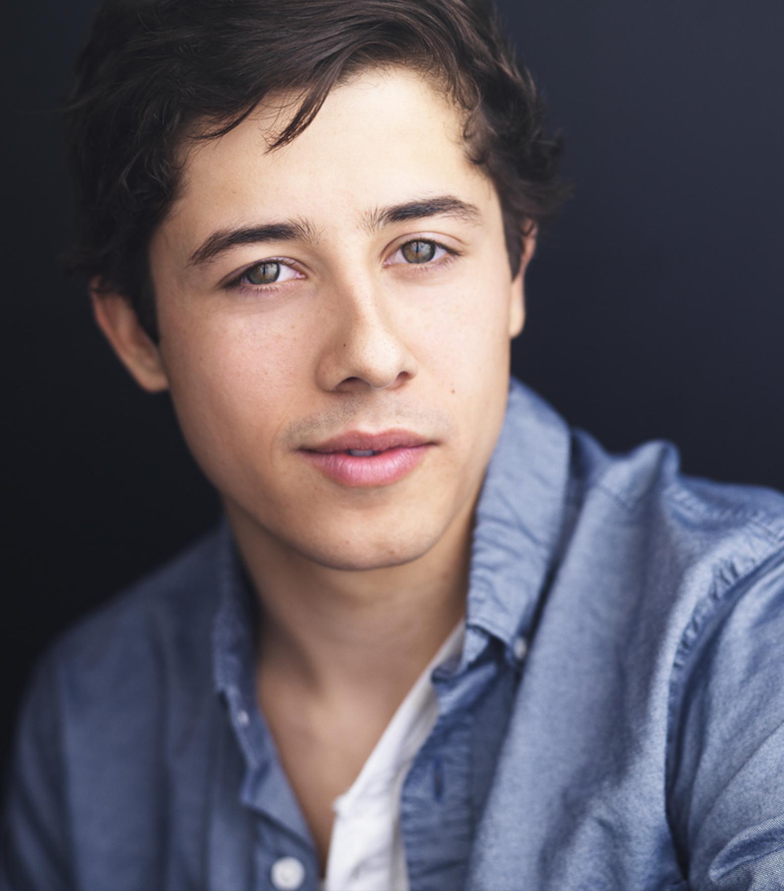 actor Brandon Engman large photo