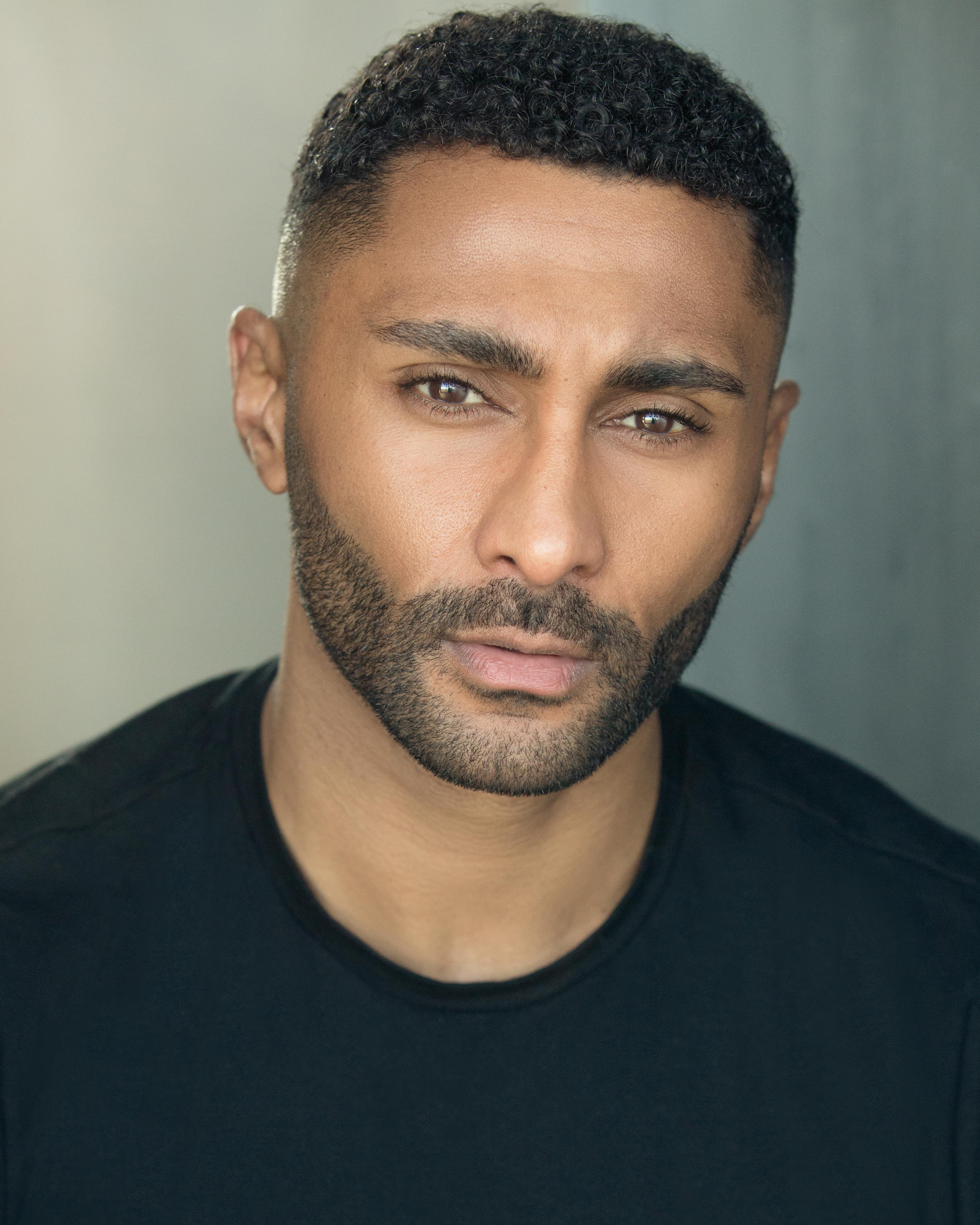 actor Clint Gordon large photo