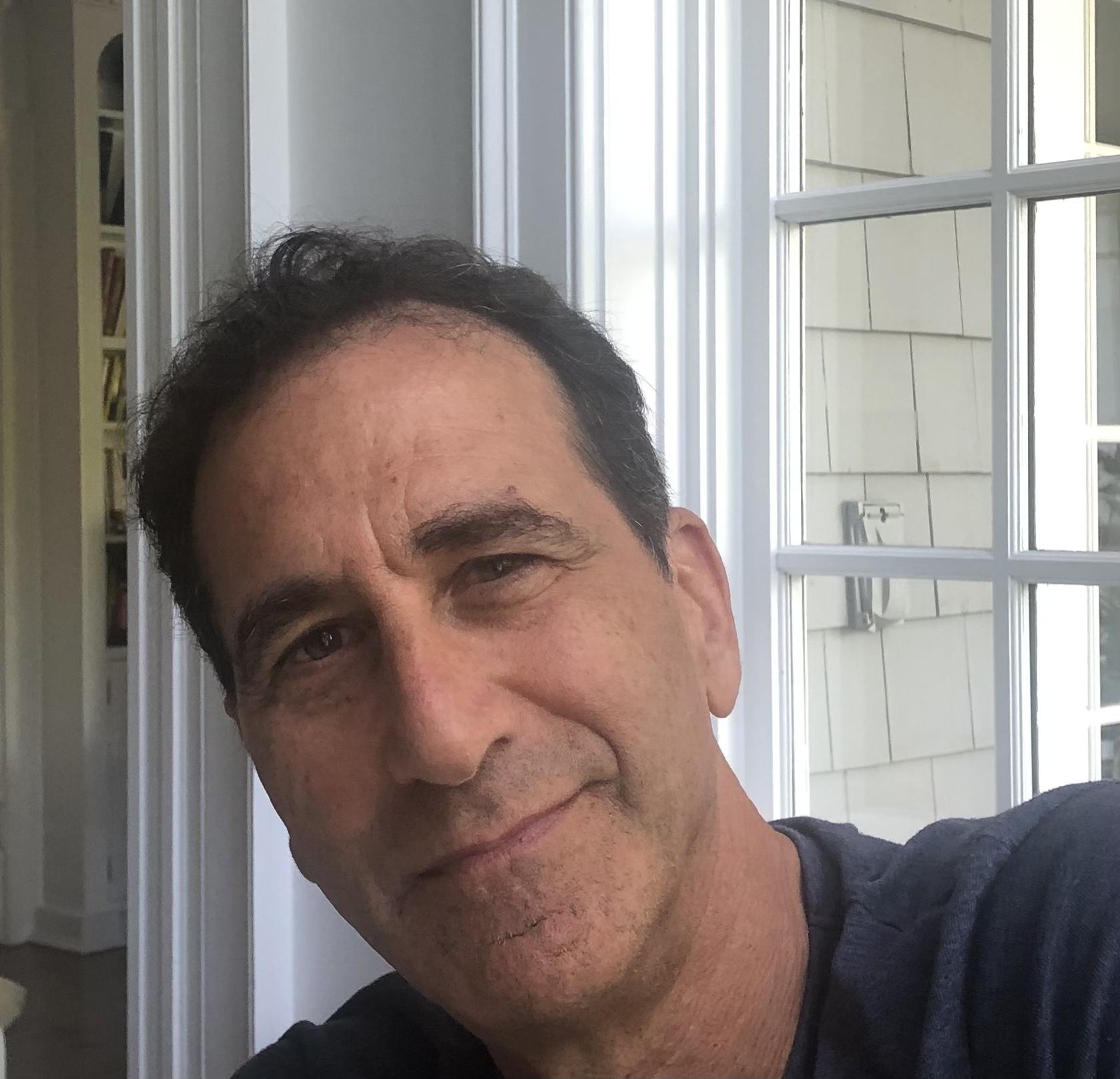 actor Rich Hassan large photo