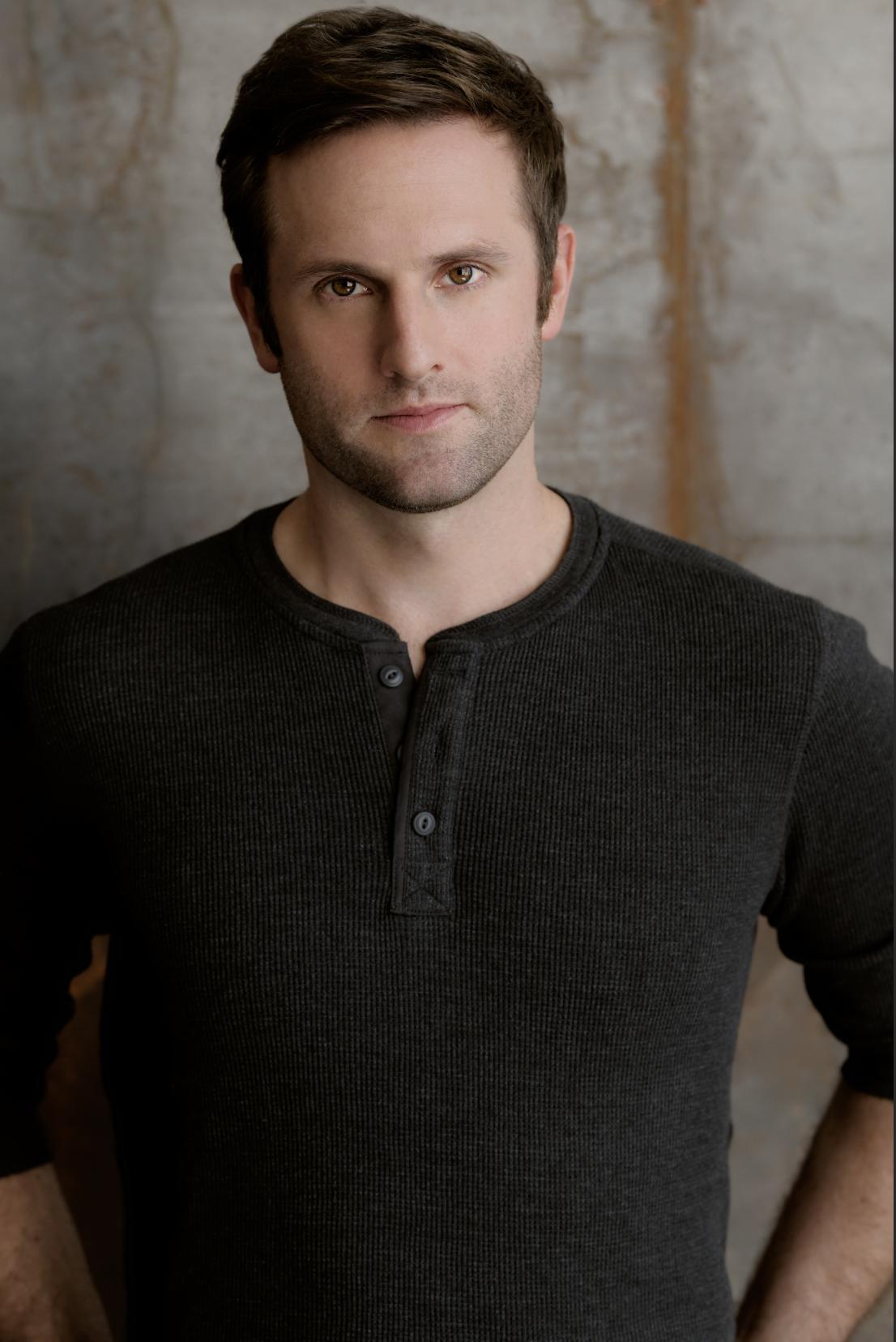 actor Graham Outerbridge large photo