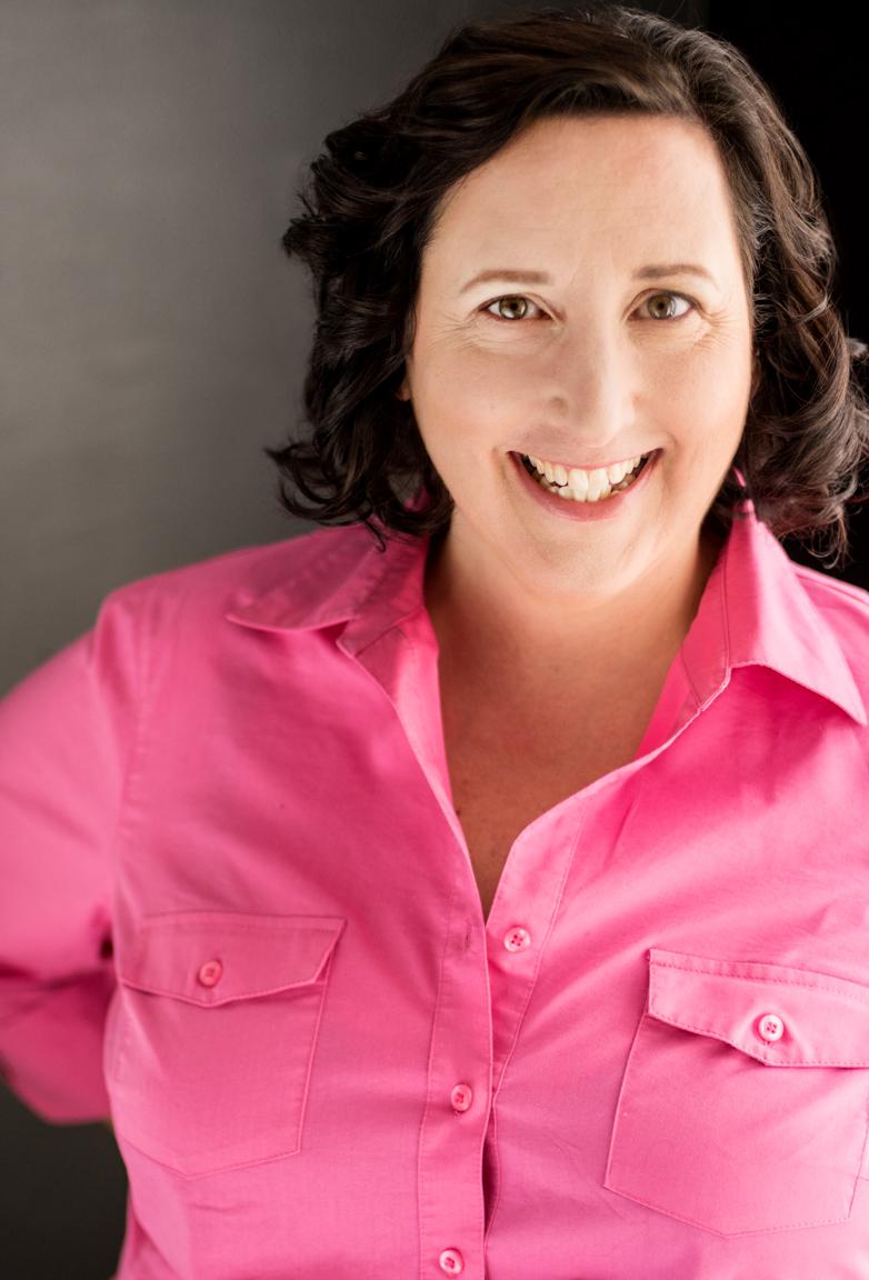 actor Yvette Dudley-Neuman large photo