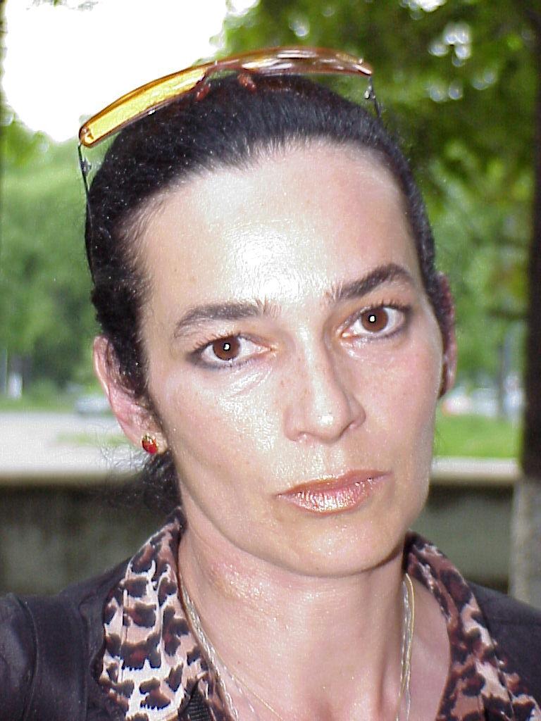 actor Roxana Guttman large photo