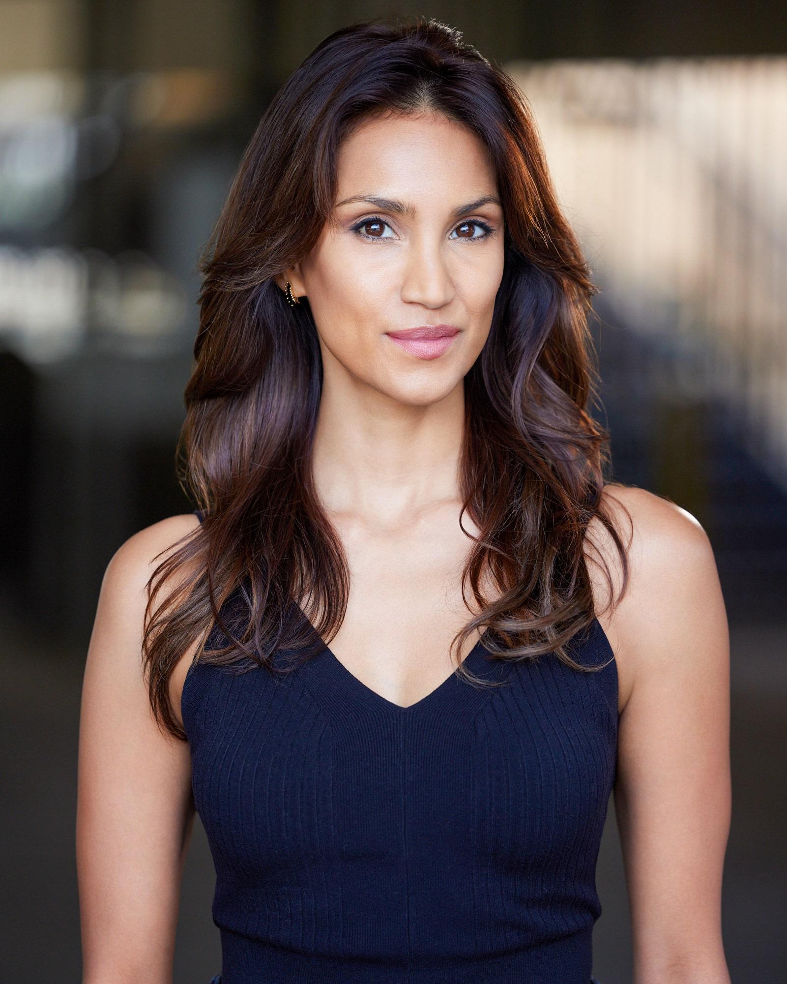 actor Tara Erica Moore large photo