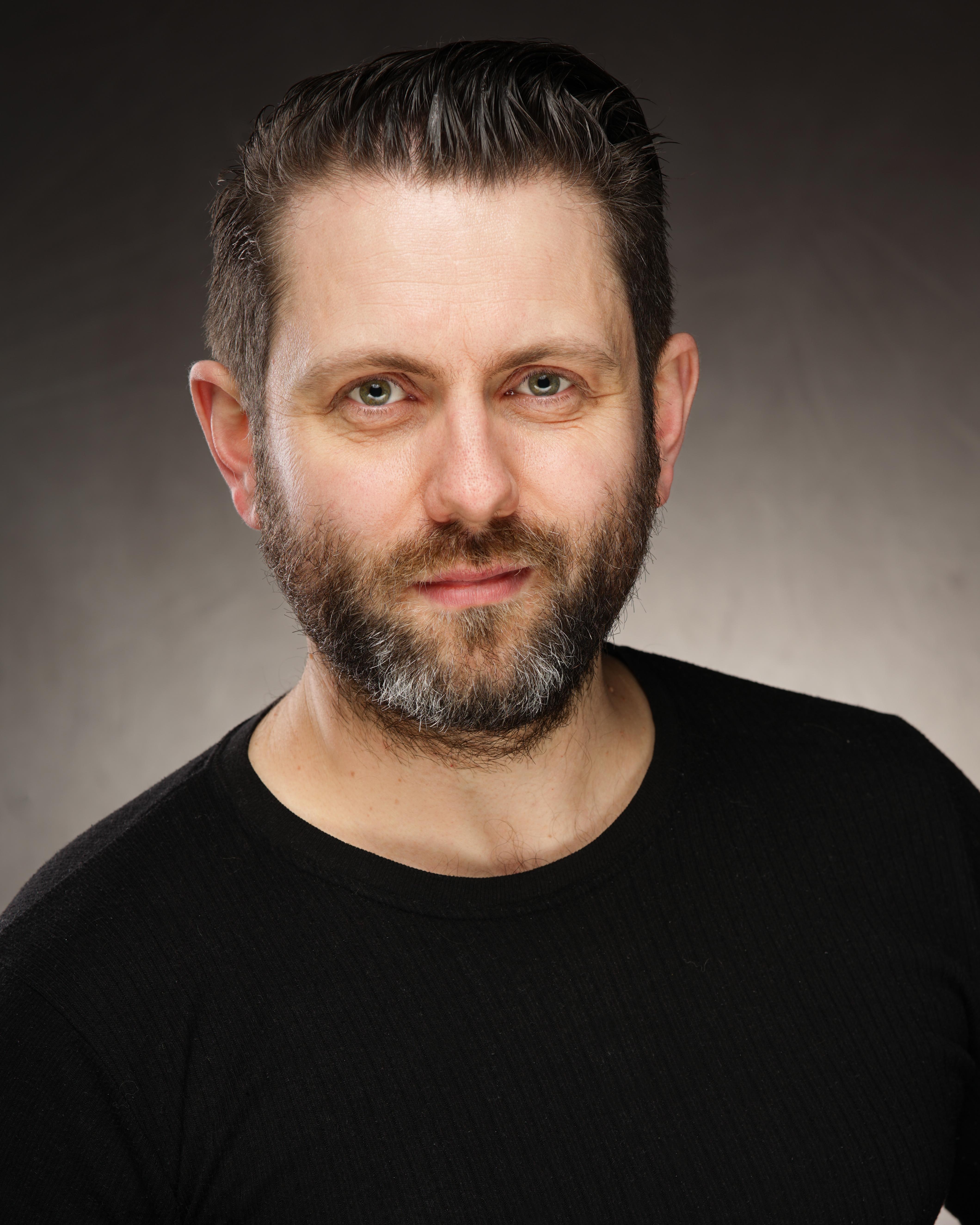 actor Grant Robert Keelan large photo