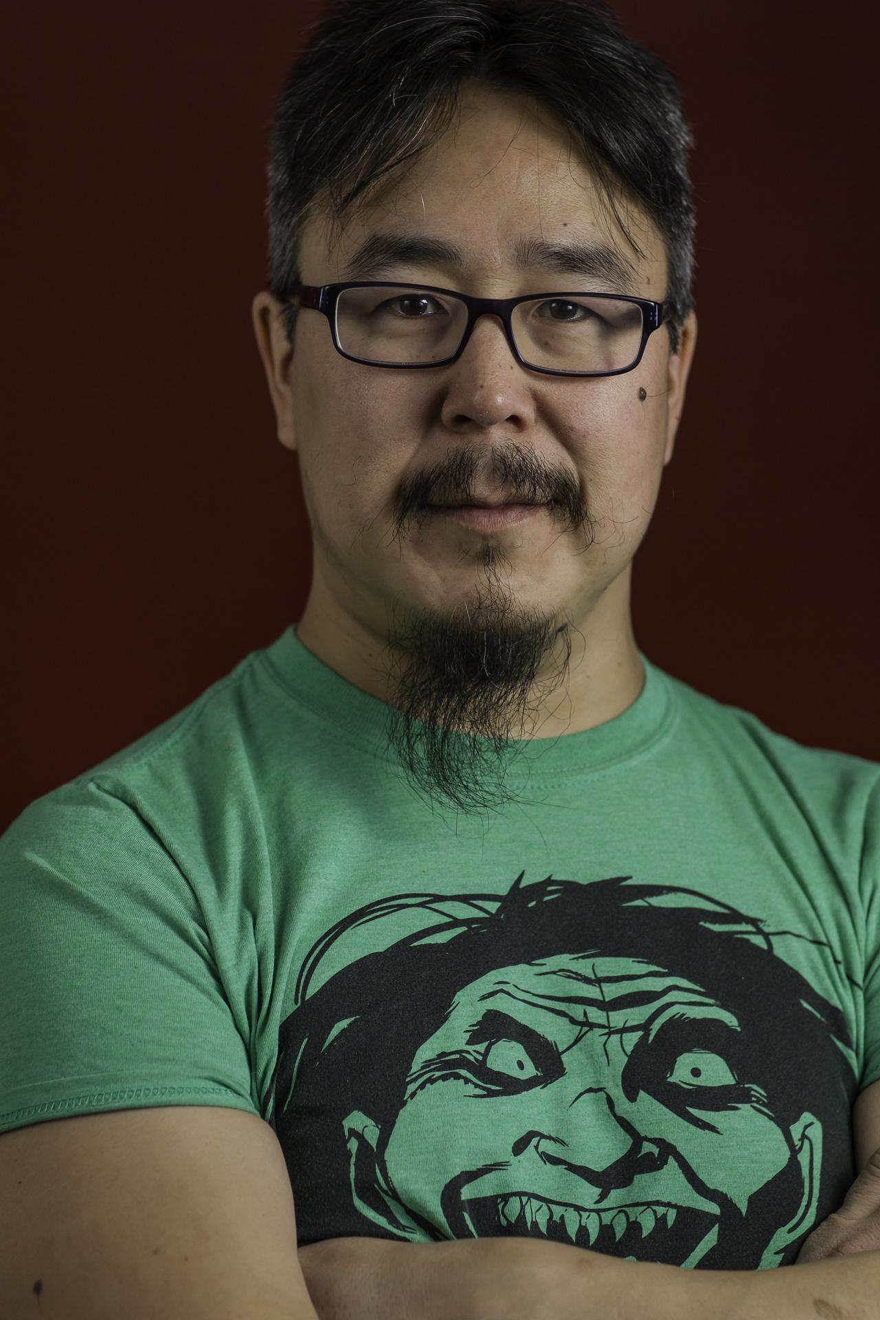 actor Vinnie Karetak large photo