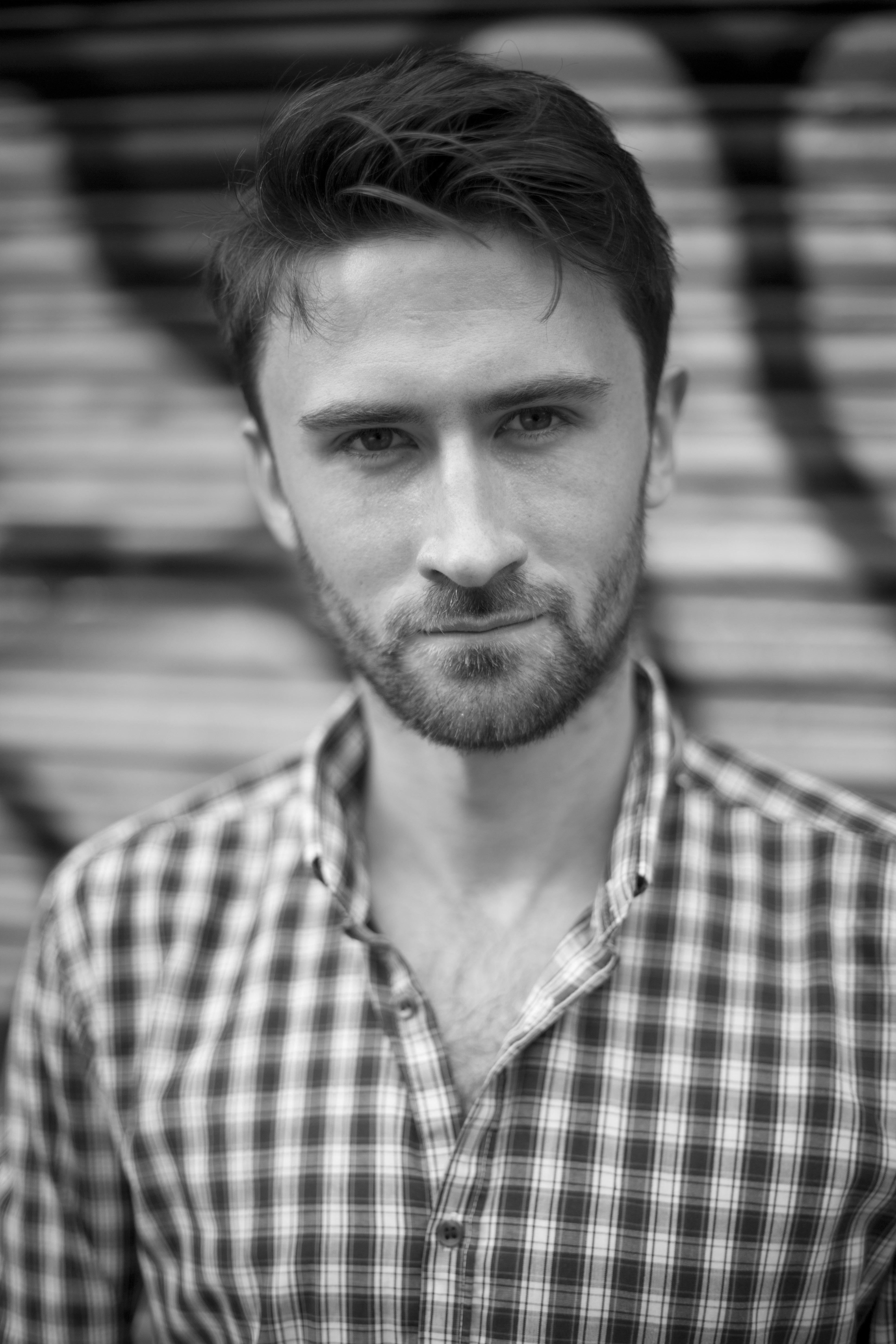 actor Michael Kennedy large photo