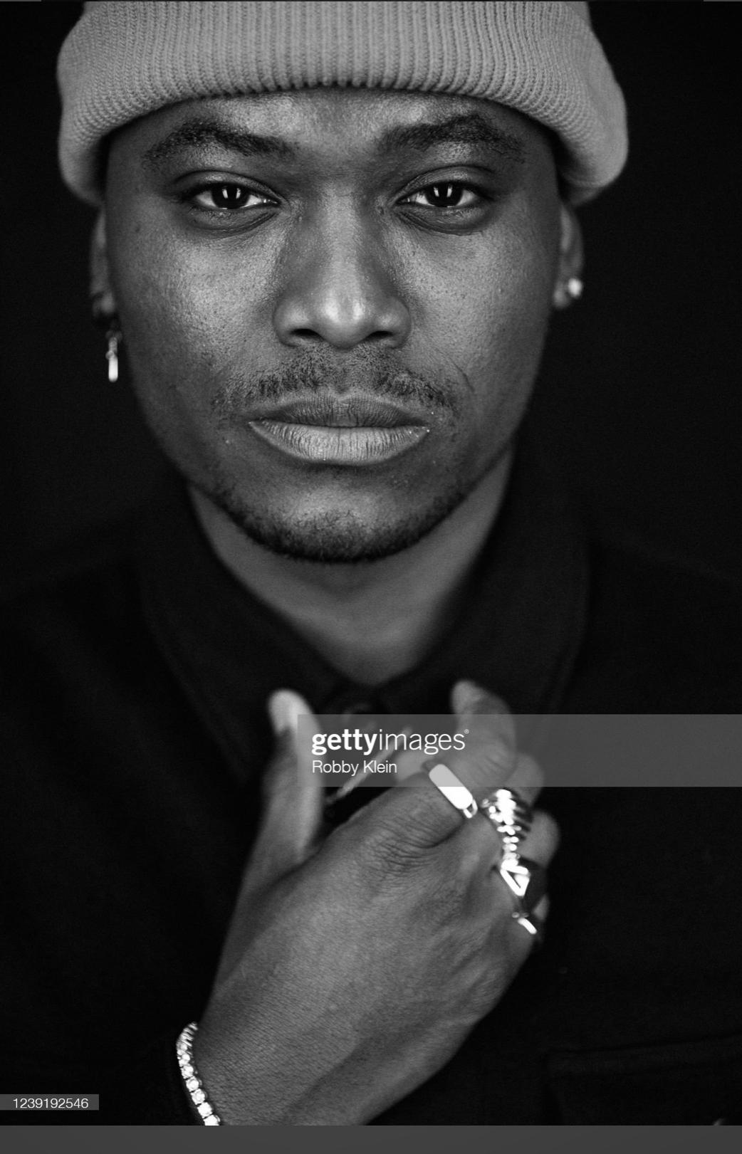 actor Kelsey Caesar large photo