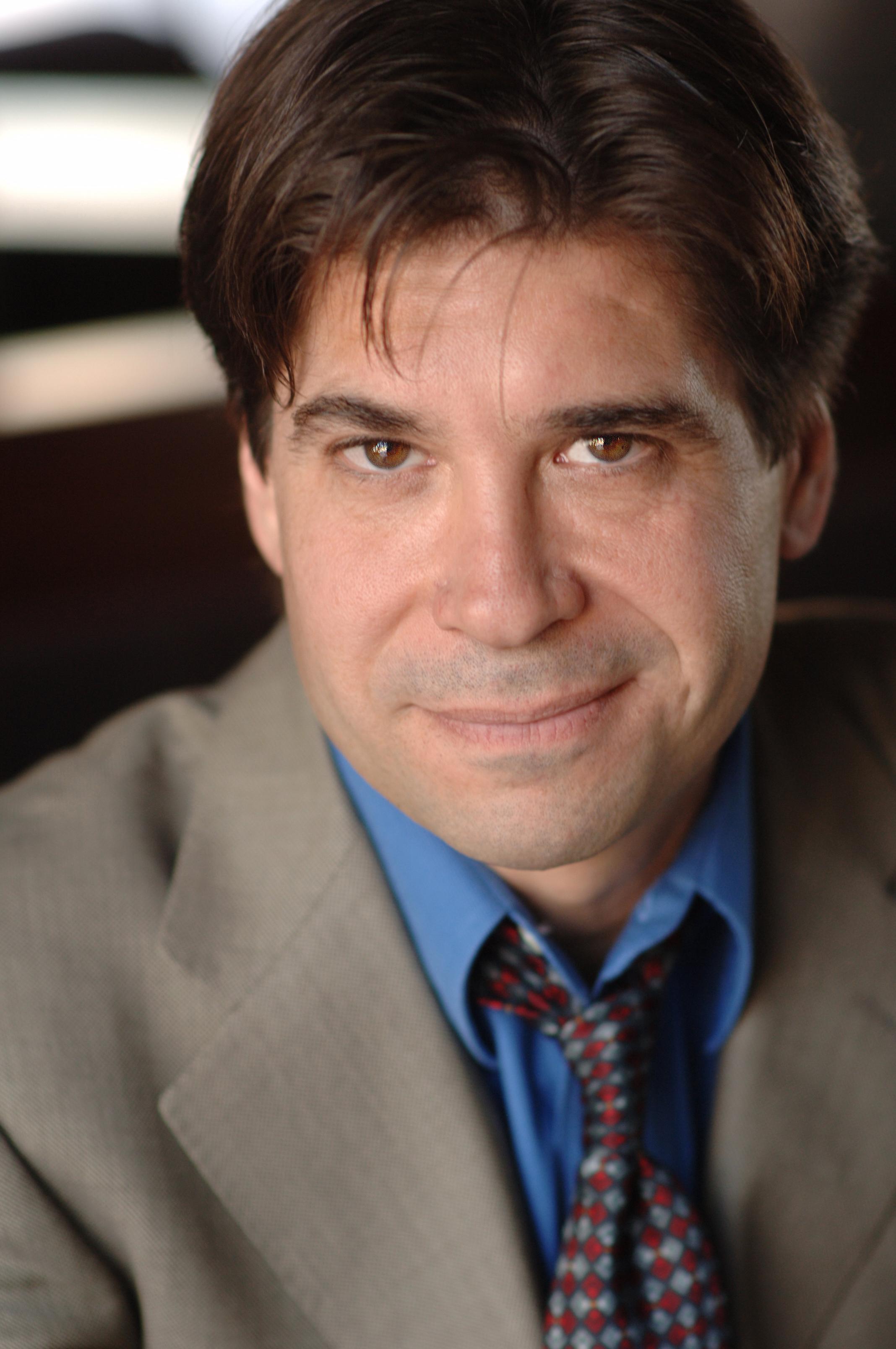 actor Thom Babbes large photo