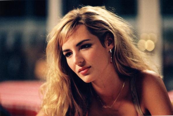 actor Louise Bourgoin large photo