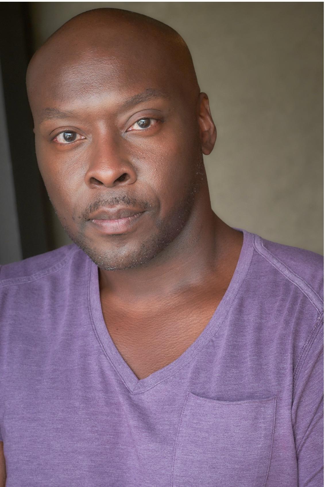 actor Antonio David Lyons large photo