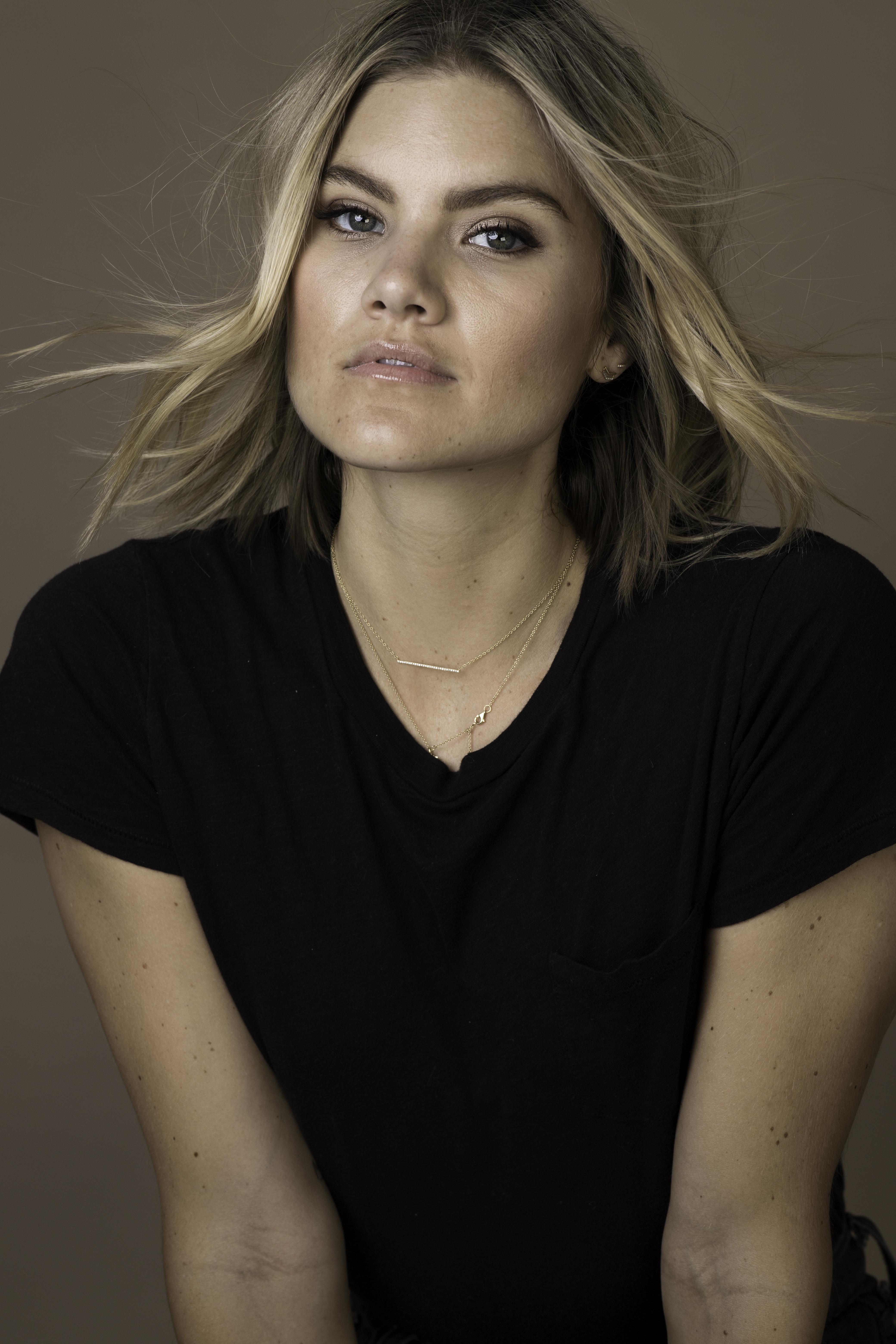 actor Bo Youngblood large photo