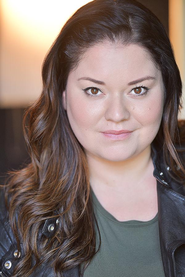 actor Sarah Hernandez large photo