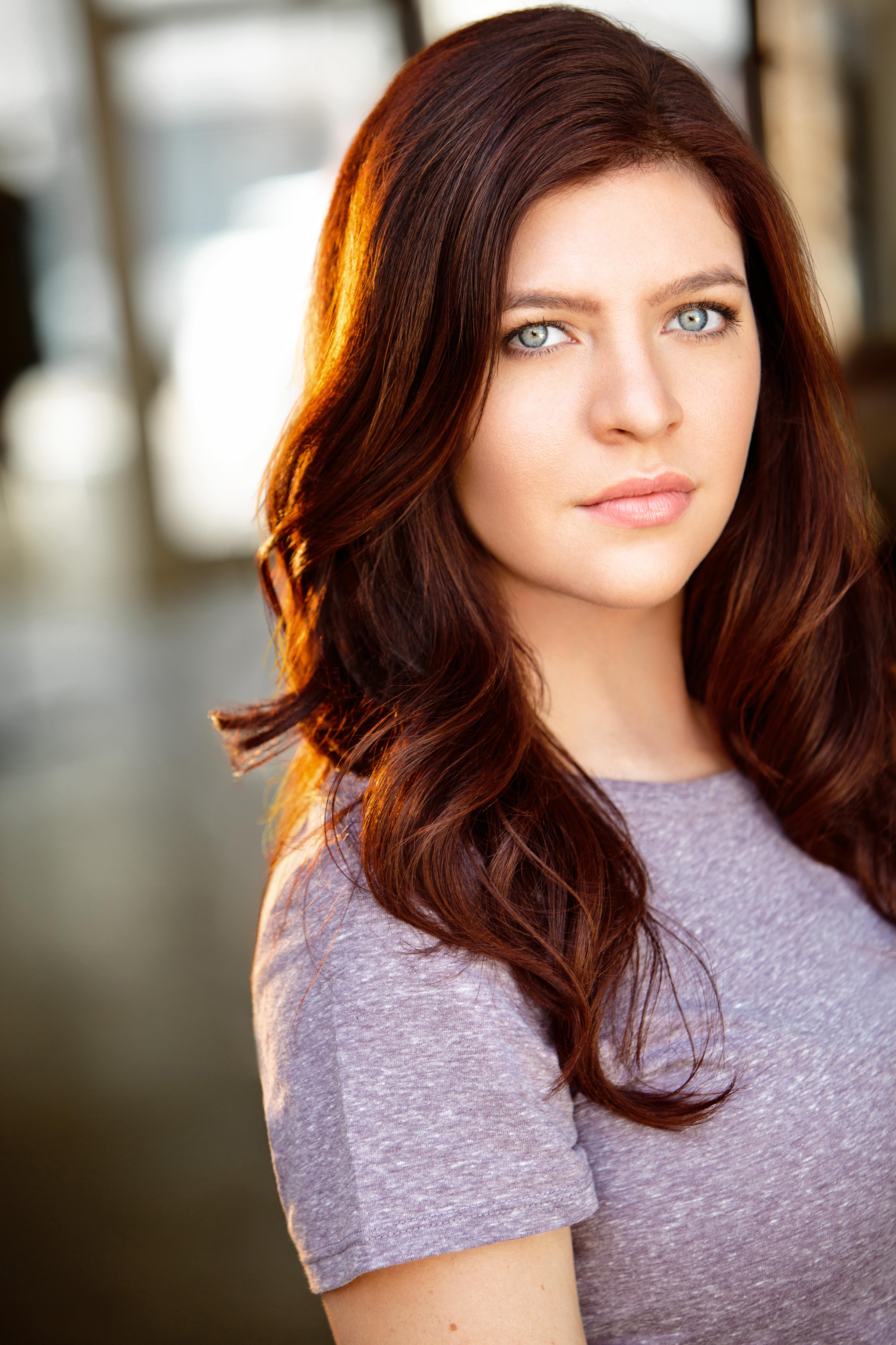 actor Blaine Saunders large photo