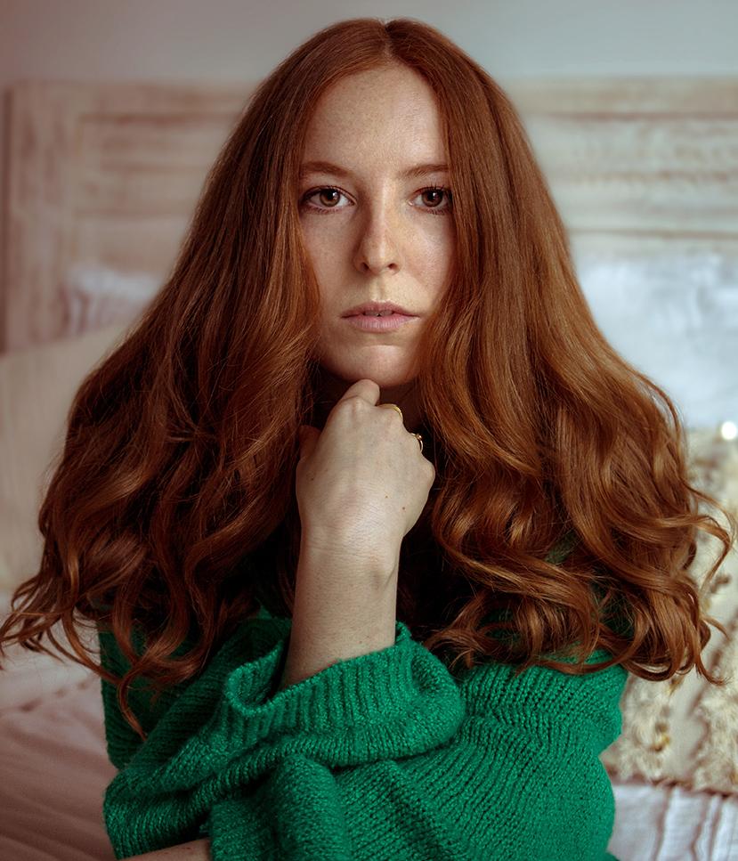 actor Riley Scott large photo