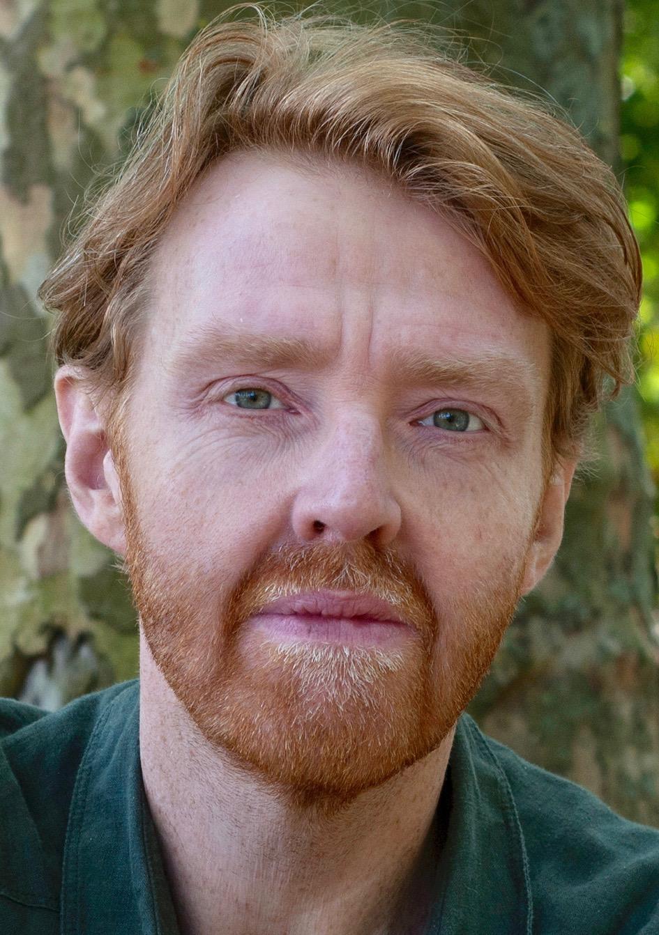 actor Andrew Buckley large photo