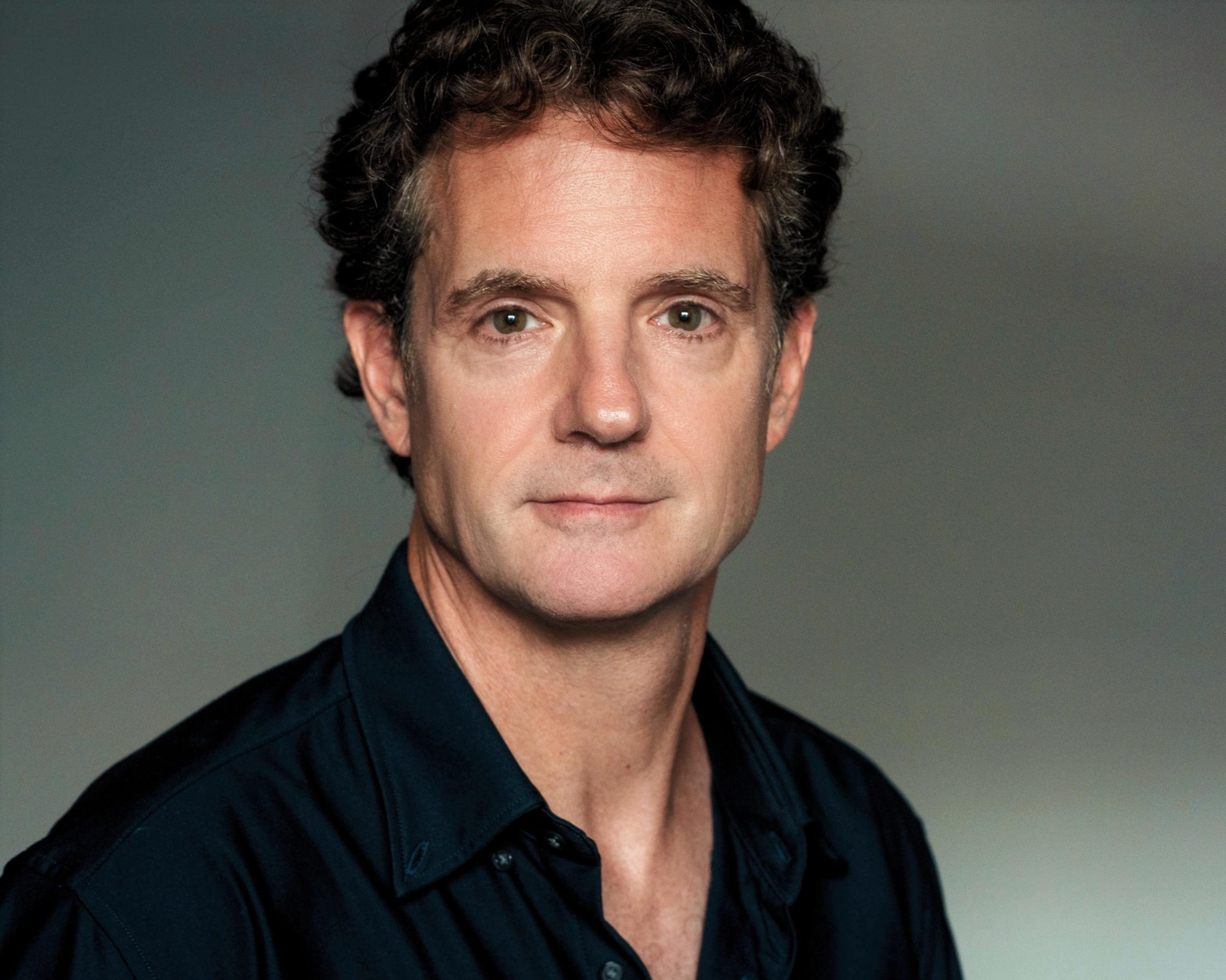 actor Michael Simon Hall large photo